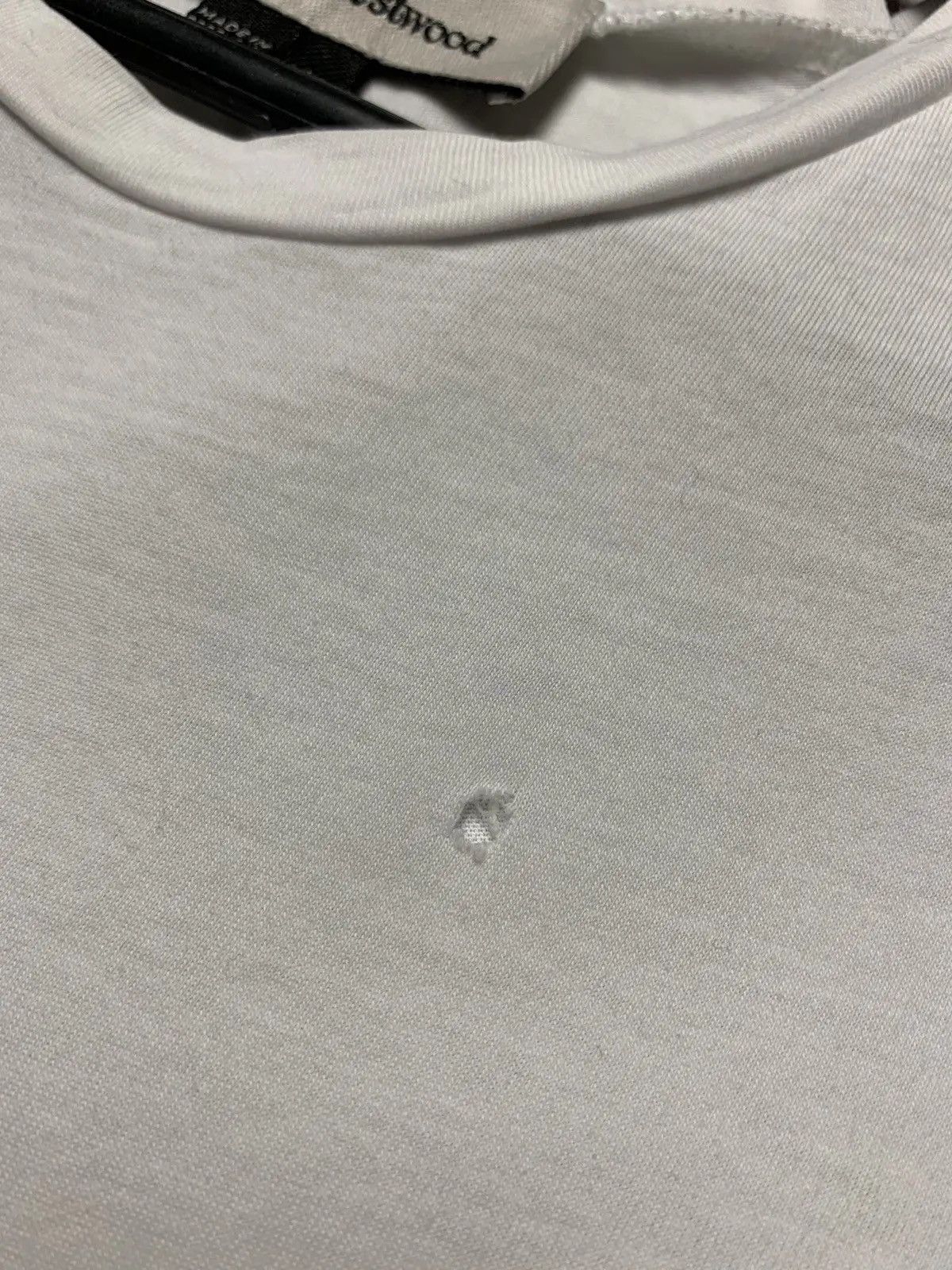 Vivienne Westwood Vivienne Westwood tee logo size L rare Size US L / EU 52-54 / 3 - 4 Thumbnail
