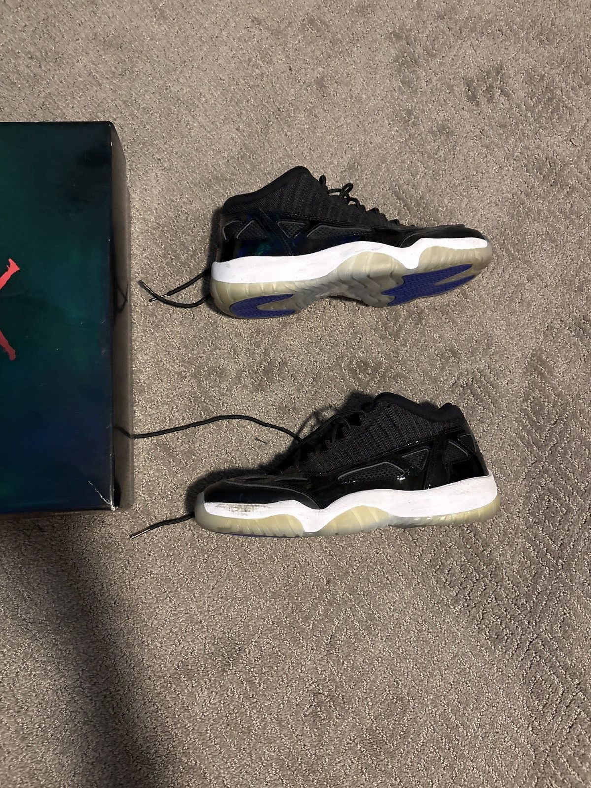 Jordan Brand Jordan 11 ie Space Jam Size 9 Mens Size US 9 / EU 42 - 2 Thumbnail