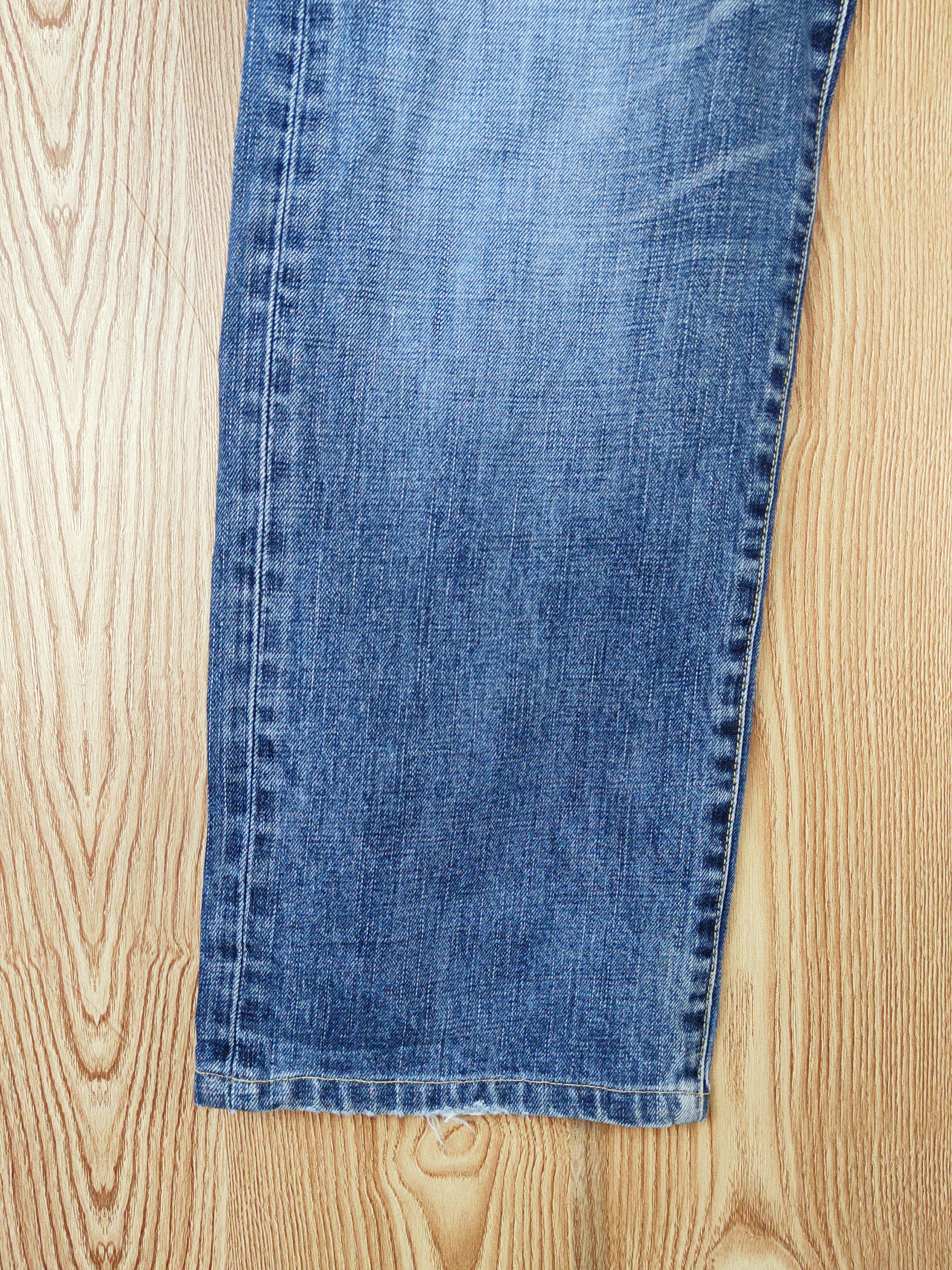Japanese Brand Uniqlo Blue Distressed Ripped Jeans #S2688 Size US 32 / EU 48 - 4 Thumbnail