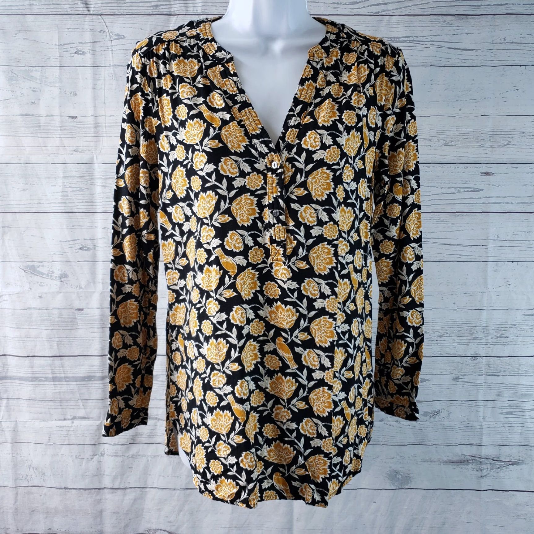 Old Navy VINTAGE Old Navy Womens Popover Top Black Mustard Floral Birds Long Sleeve Sz S Adult Womens Size S / US 4 / IT 40 - 2 Thumbnail
