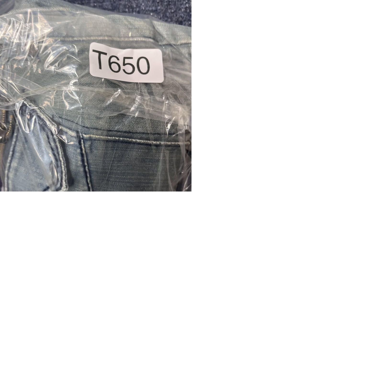Vintage F.U.S.A.I. Jeans Mens 36x30 Light Wash Blue Regular Straight Distressed Denim Cotton Polyester Zip Fly button Men Size US 36 / EU 52 - 9 Thumbnail