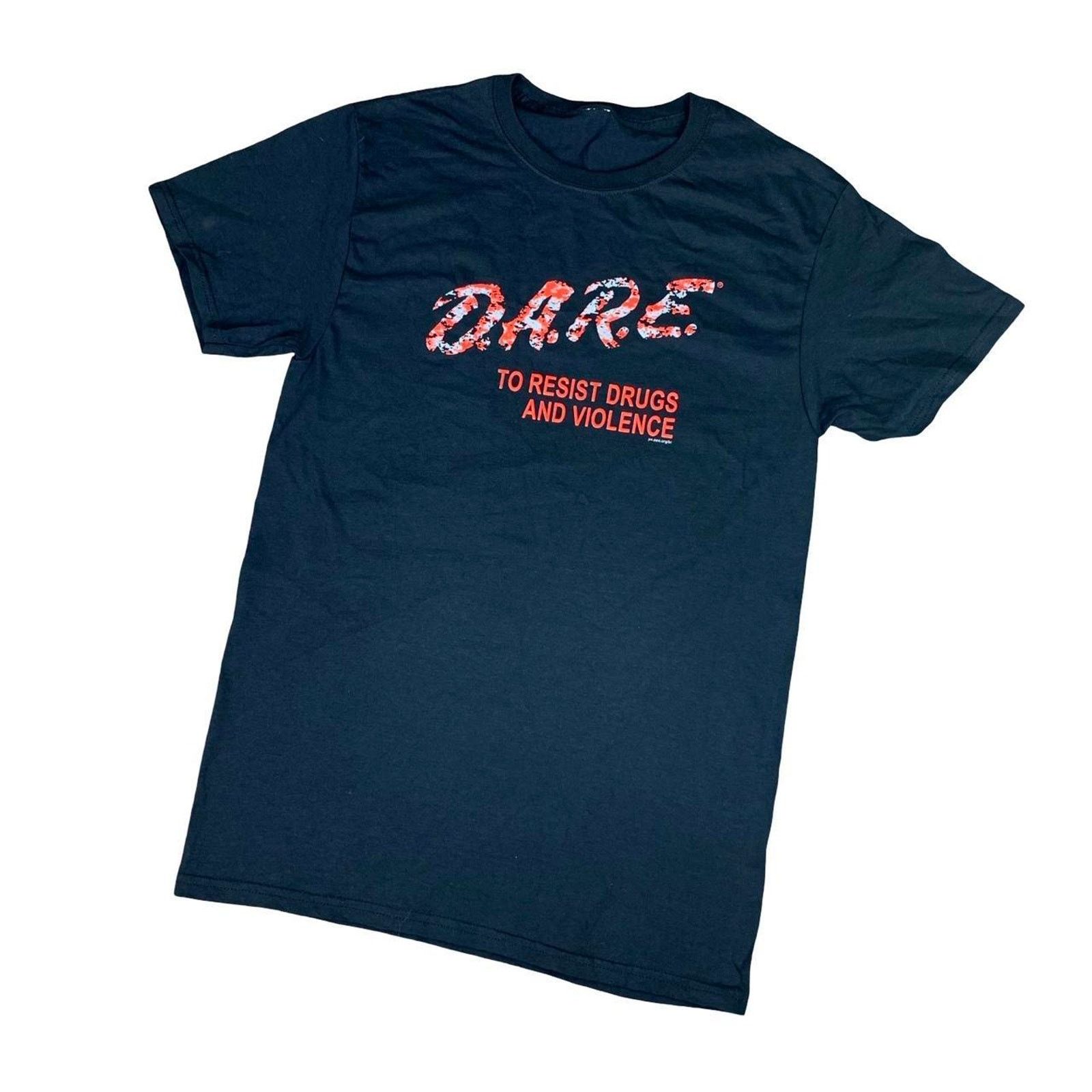 Hanes × Vintage DARE red digital camo T-shirt Size US M / EU 48-50 / 2 - 1 Thumbnail