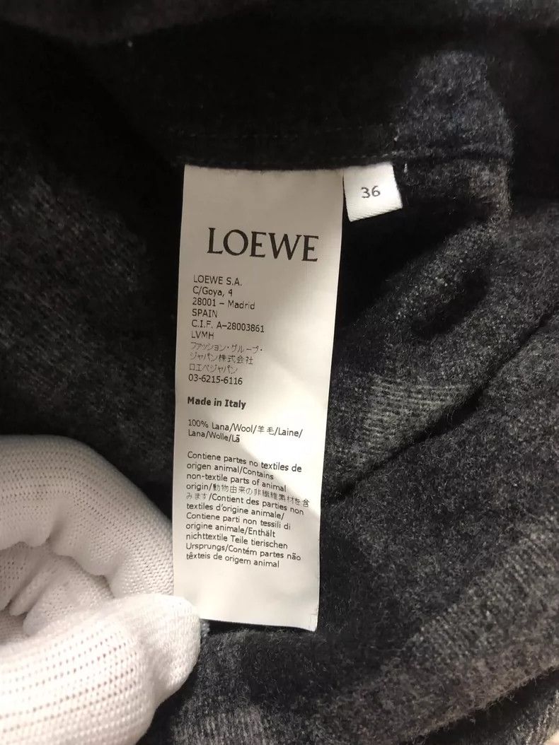 Loewe LOEWE A medium length woolen shirt with ladies' plaid patt Size S / US 4 / IT 40 - 5 Thumbnail