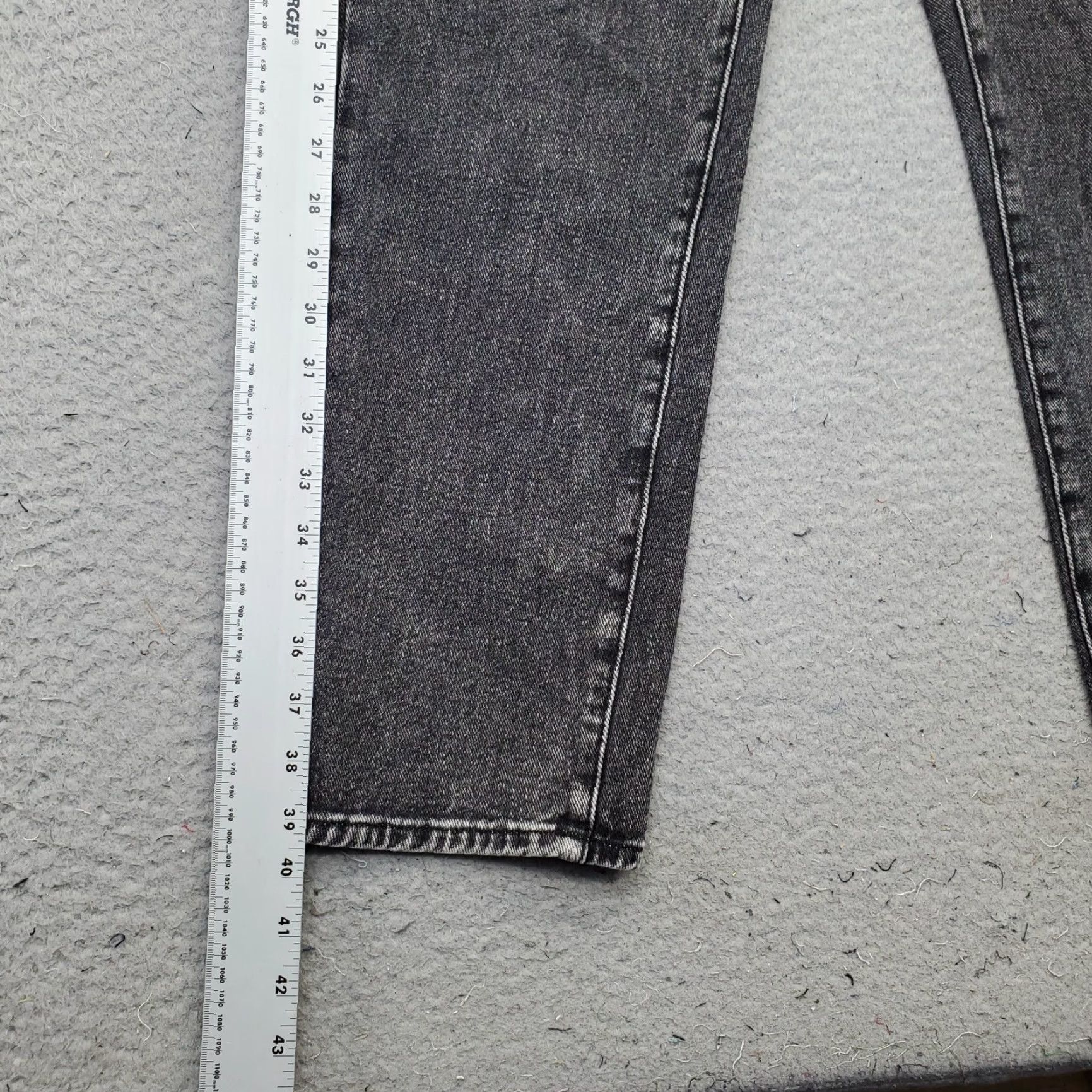 Pacsun PacSun Mom Jeans Womens 28 Black Denim Stretch Dark Wash Whiskered Straight Leg Jeans Womens 28 Black PacSun Mom Jeans Size 28" / US 6 / IT 42 - 3 Thumbnail