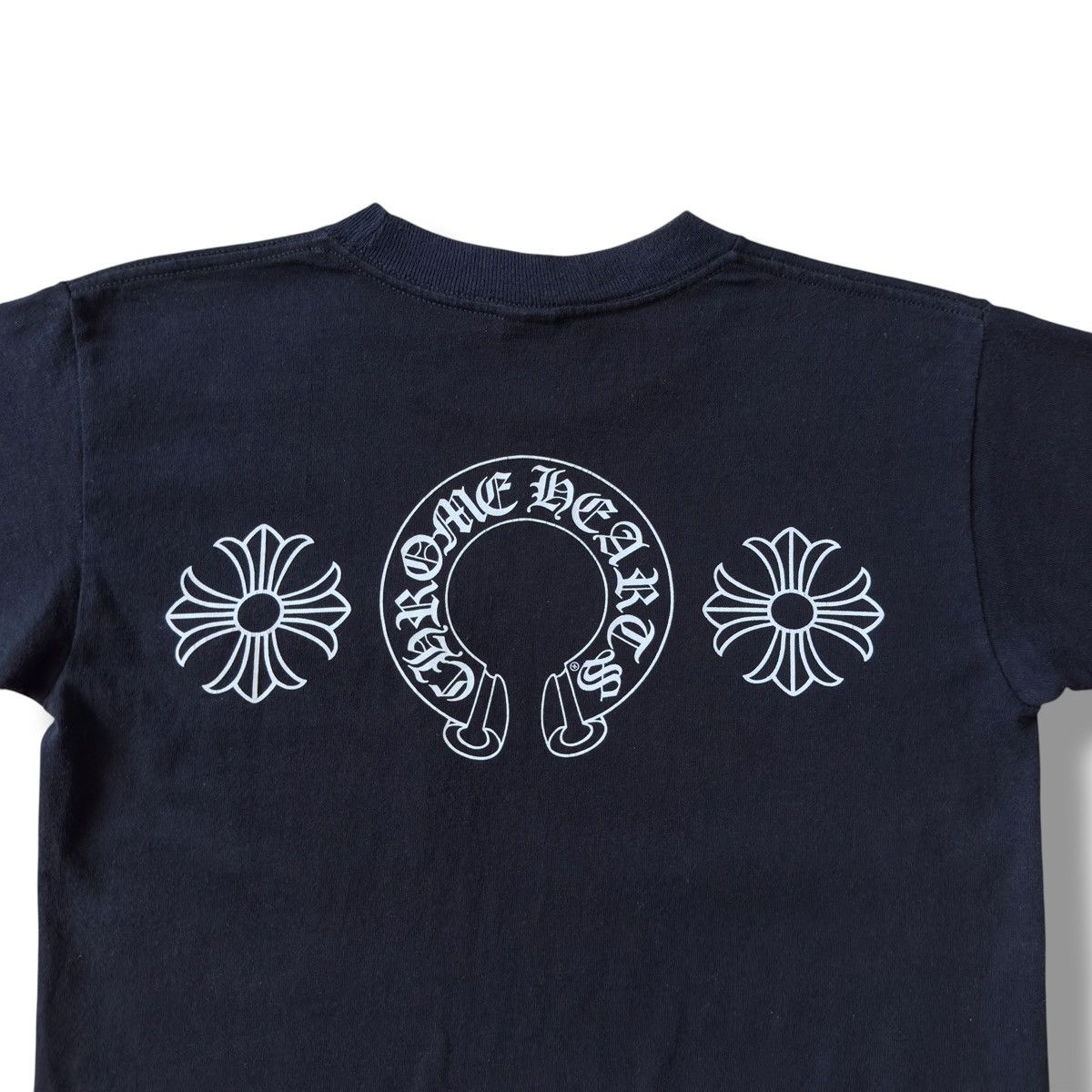 Chrome Hearts Chrome Hearts Horseshoe Cross Pocket Tshirt Size US S / EU 44-46 / 1 - 4 Thumbnail