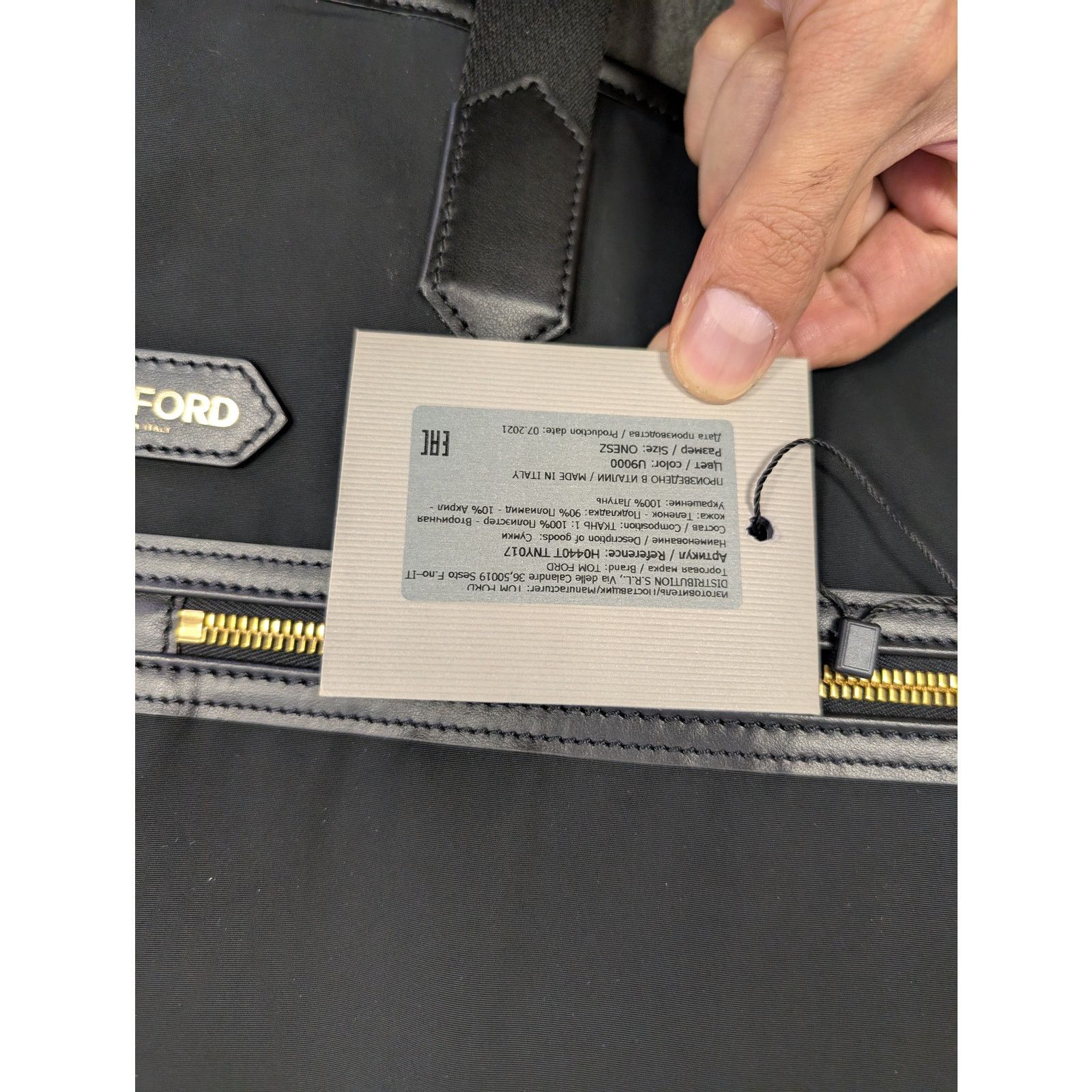 Tom Ford o1rshd1 Q:4/ Size: OS / Leather-Trimmed Garment Bag in Black Size ONE SIZE - 17 Thumbnail