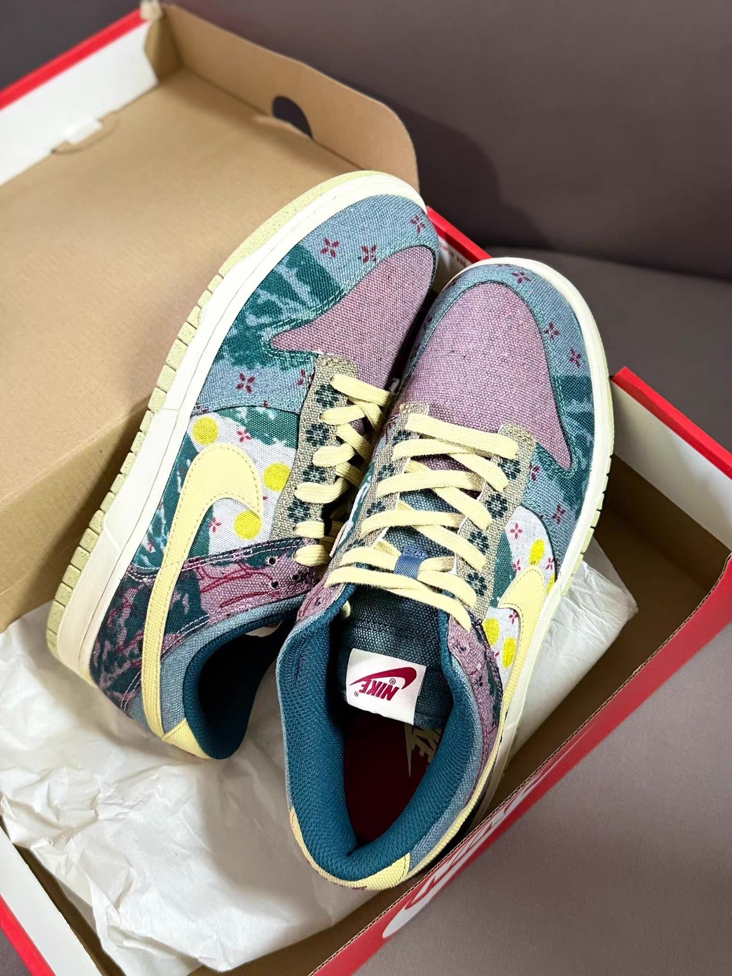 Nike Nike Dunk SP Community Garden Blue and yellow Ｑ20 Size US 8 / EU 41 - 1 Thumbnail