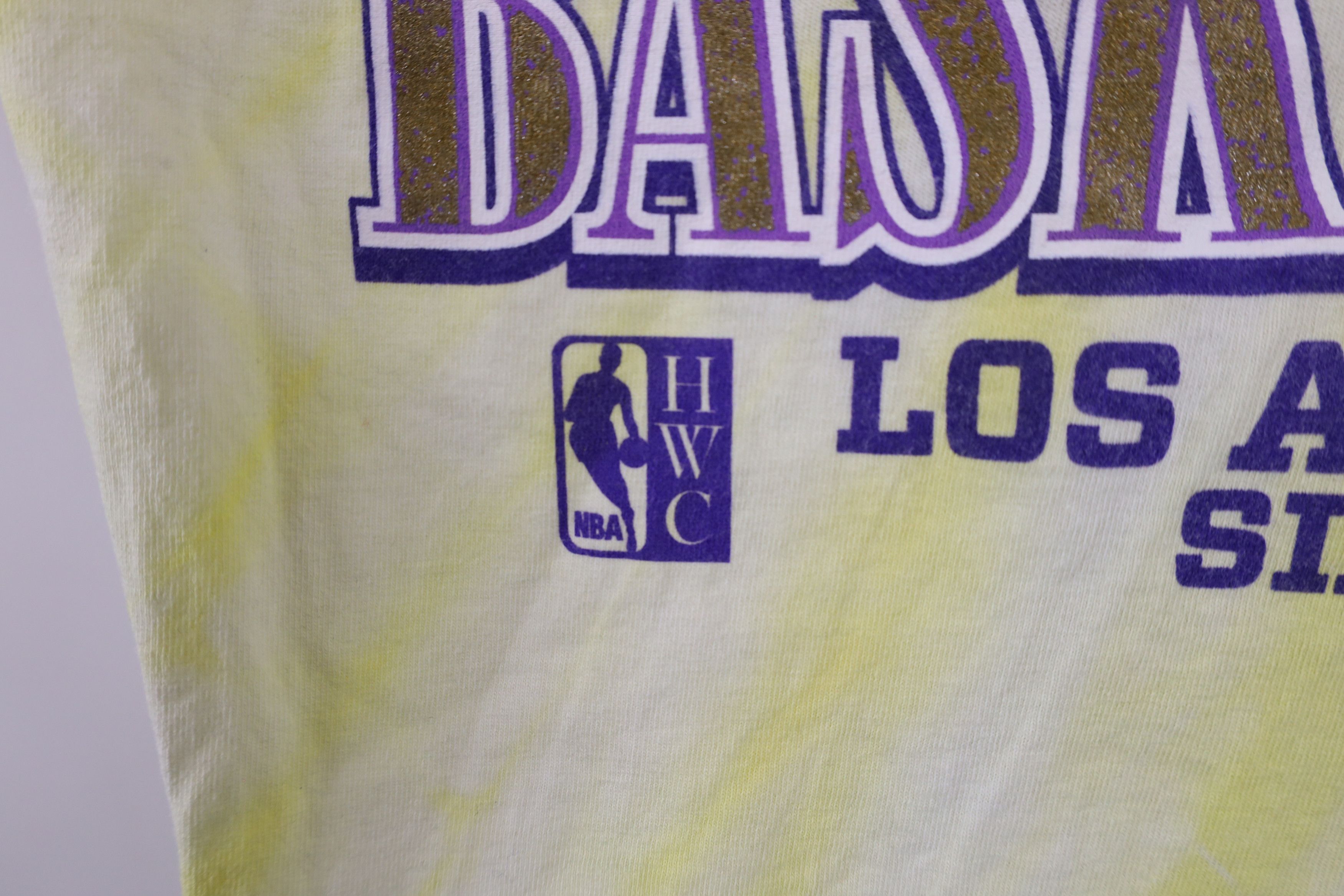 Mitchell & Ness × Vintage Mitchell & Ness Classic Los Angeles Lakers Acid Wash T-Shirt Size US M / EU 48-50 / 2 - 5 Thumbnail