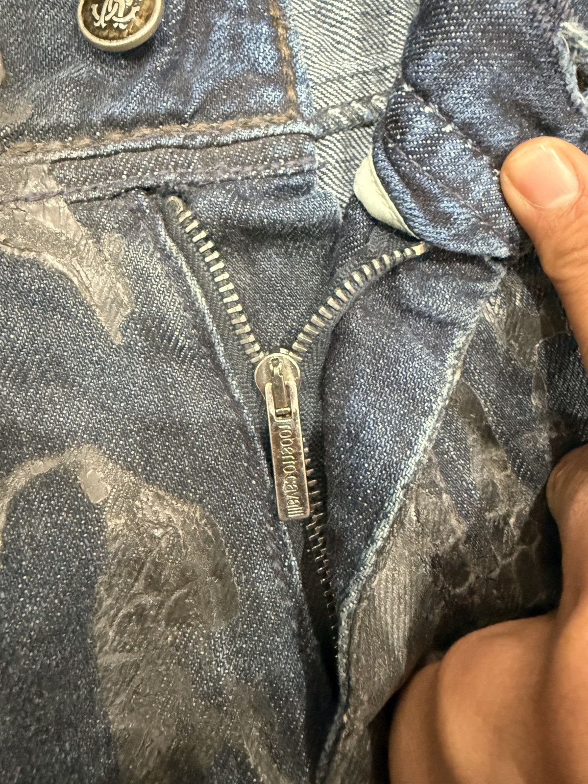 Roberto Cavalli AW2005 Roberto Cavalli Crocodile Effect Leather Waxed Denim Size US 33 - 10 Thumbnail