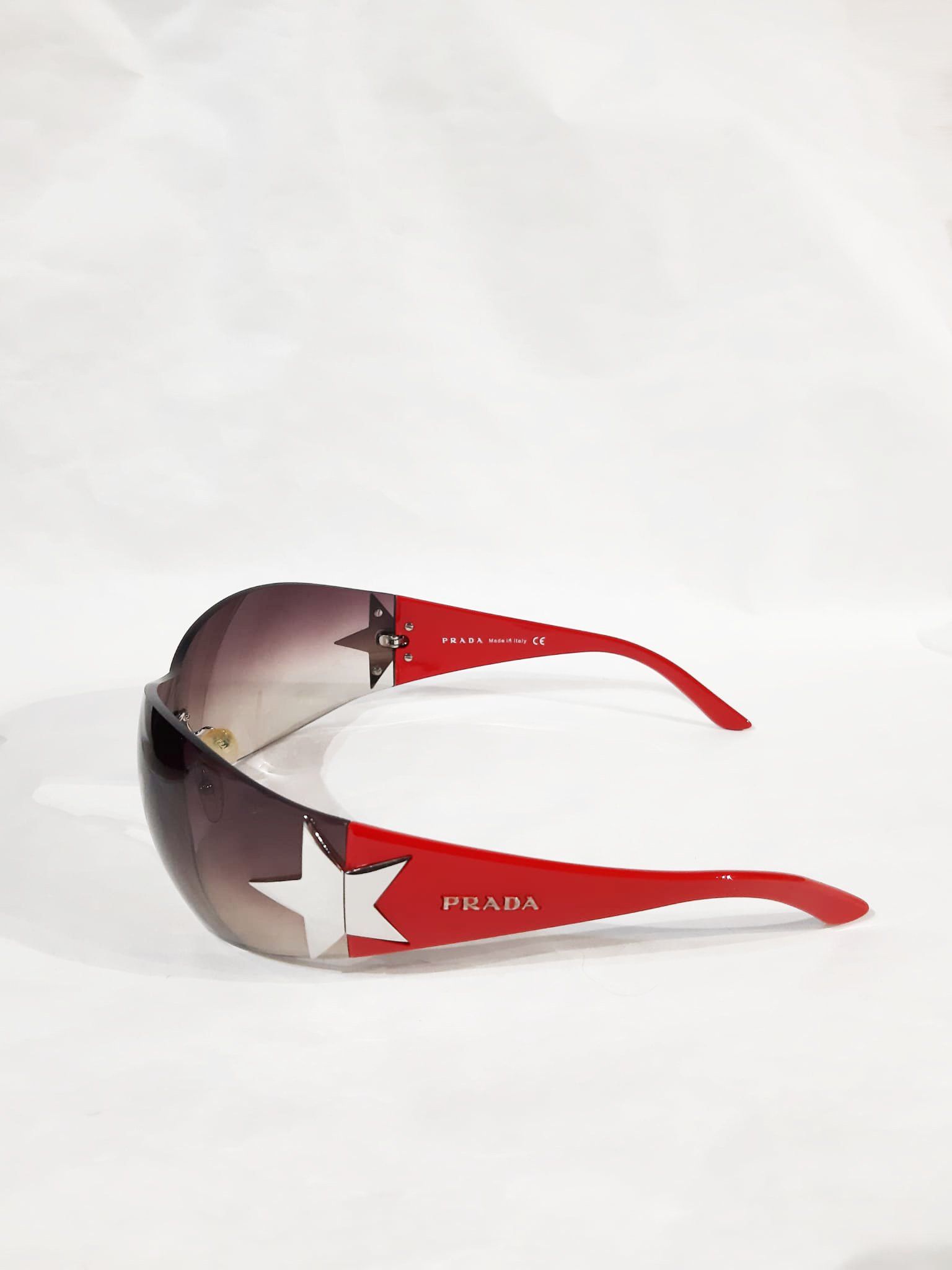 Prada Prada ☄️ Red Star Sunglasses 2004 Y2K Size ONE SIZE - 3 Thumbnail
