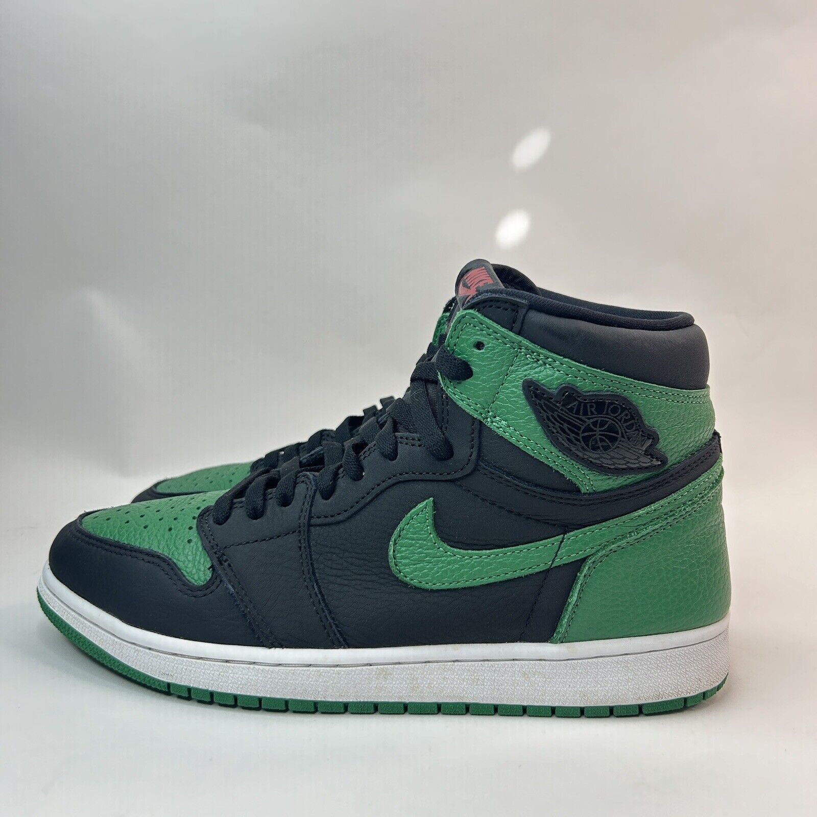Nike Nike Shoes Air Jordan 1 Retro OG High “Pine Green 2.0” 2024 Size US 10 / EU 43 - 6 Thumbnail