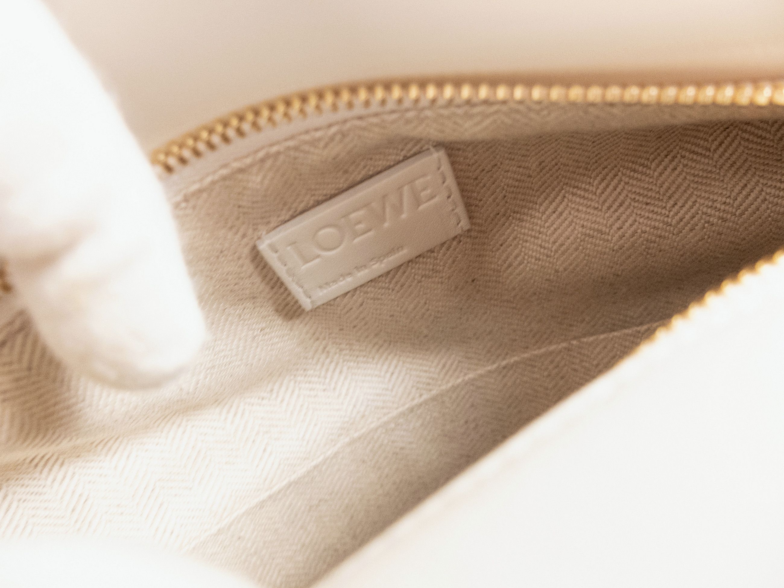 Loewe LOEWE Puzzle Edge bicolor beige & white leather bag Size ONE SIZE - 18 Thumbnail