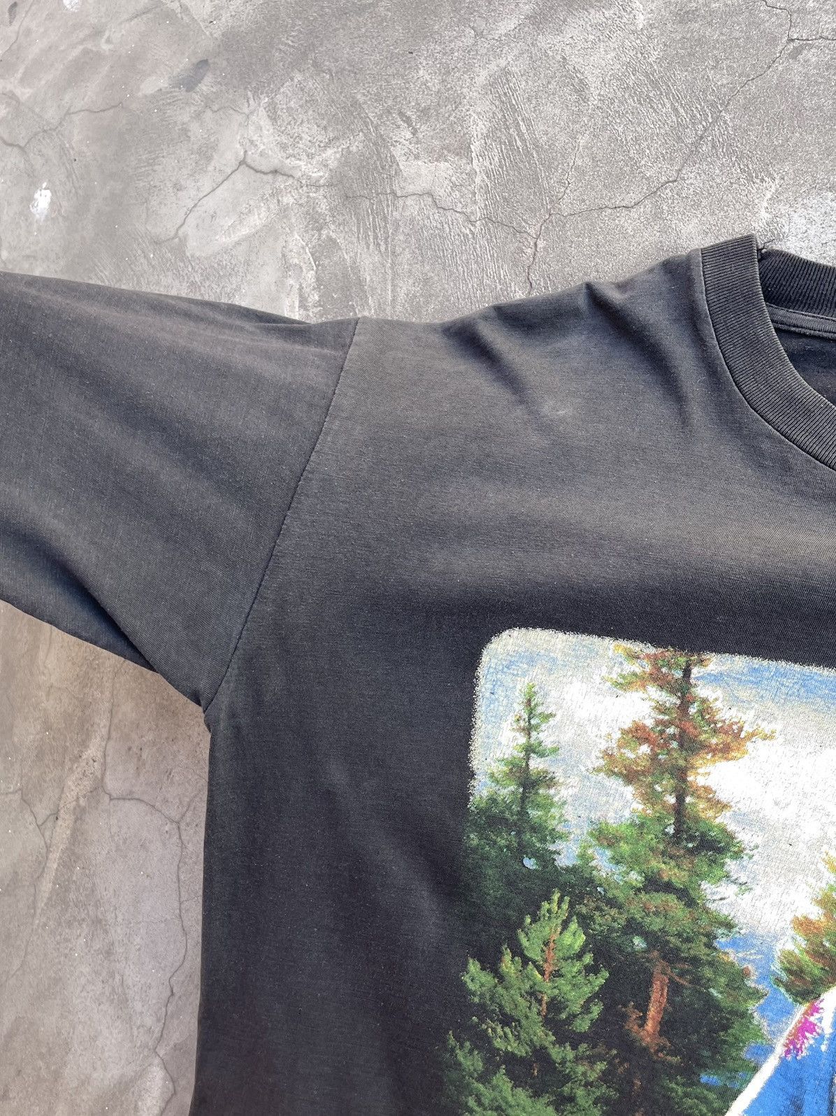 Vintage Ancient 1980s Single Stitched T-Shirt, Sunfade Size US L / EU 52-54 / 3 - 15 Thumbnail