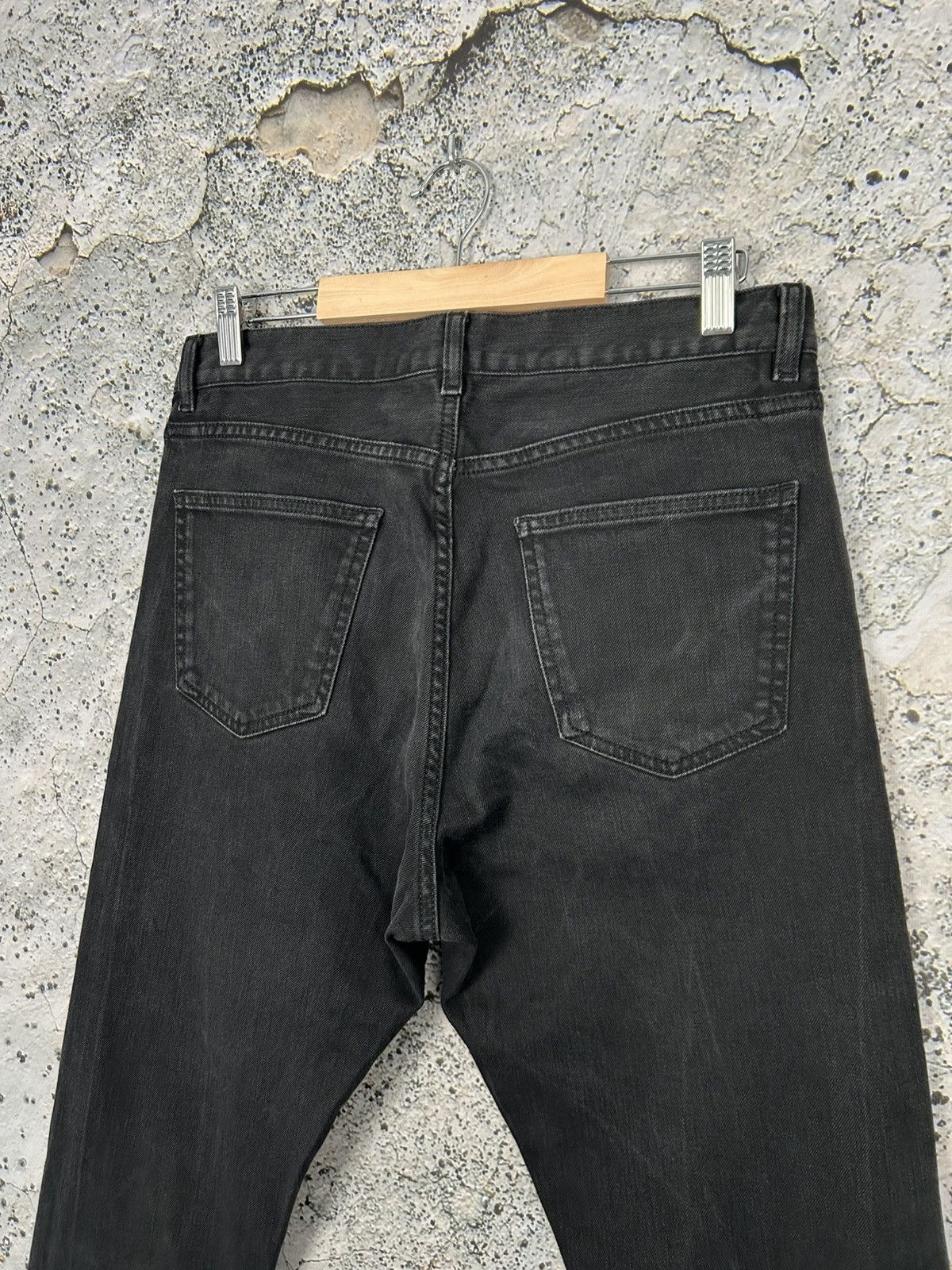 Cos COS Mid Rise Slim Fit Tapered Leg Black Jeans Avant Garde Size US 30 / EU 46 - 5 Thumbnail