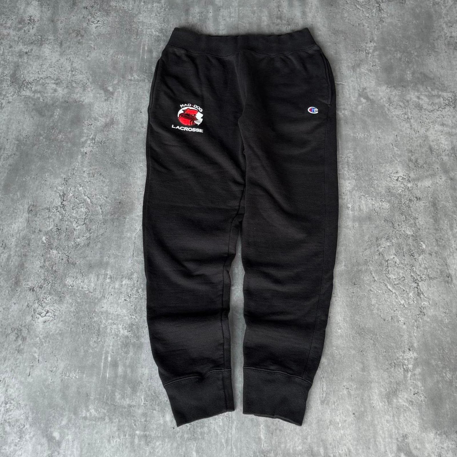 Champion × Vintage Vintage Y2K Champion Reverse Weave Black Jogger Sweatpants Size US 32 / EU 48 - 1 Thumbnail