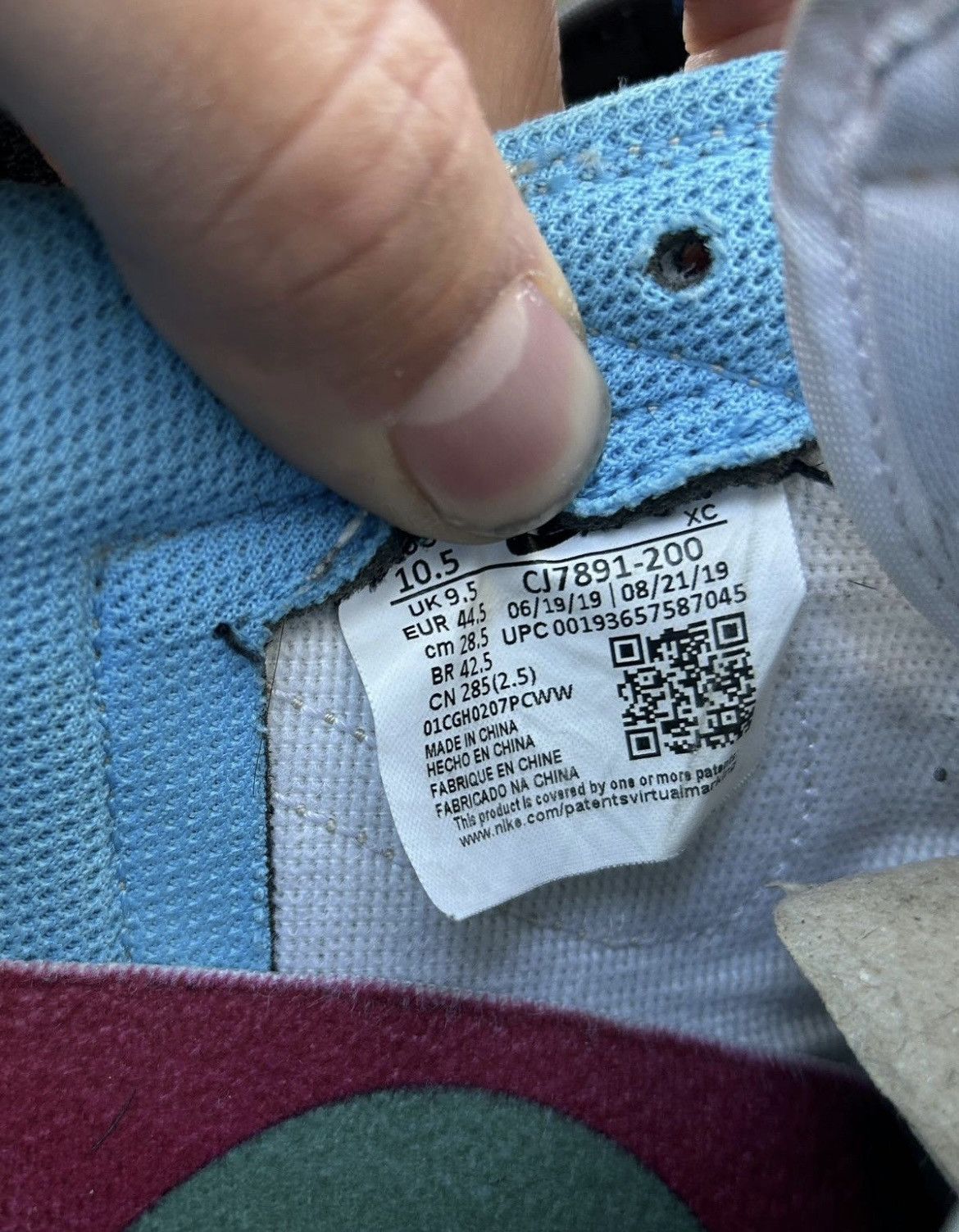 Jordan Brand Nike SB Air Jordan 1 Low QS Desert Ore Size US 10.5 / EU 43-44 - 12 Thumbnail