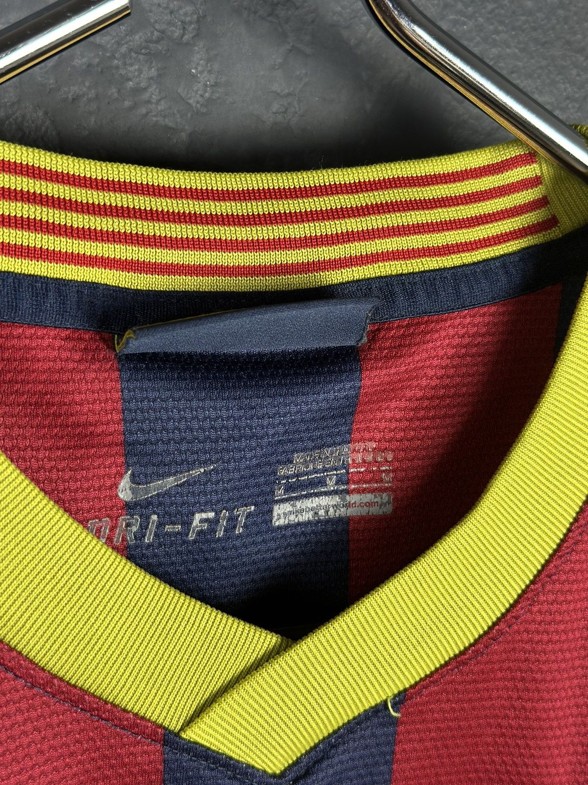 Vintage FC BARCELONA Football Shirt Jersey 2013-2014 Home Size US M / EU 48-50 / 2 - 10 Thumbnail