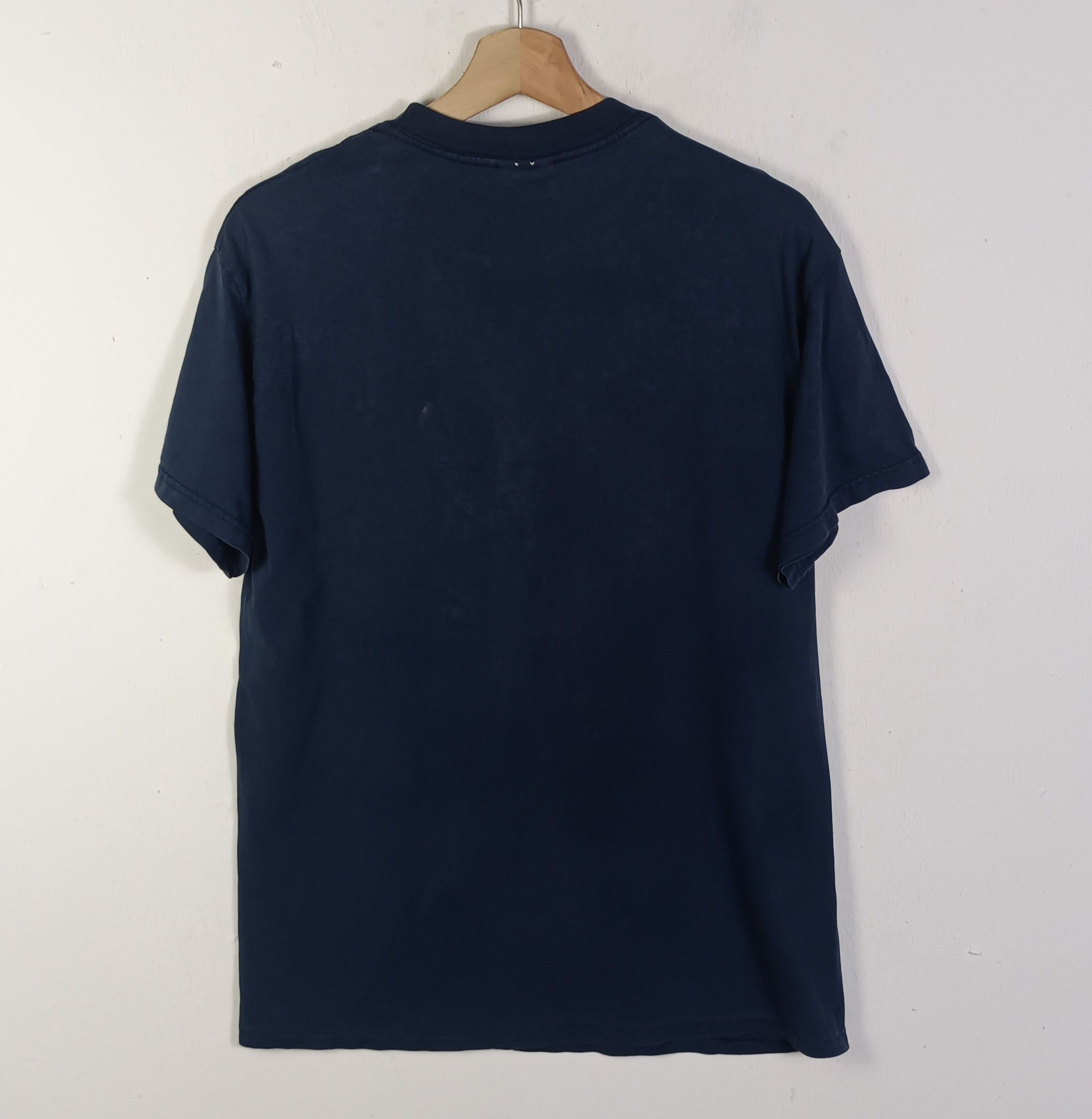 Band Tees Rare 🔥 Vintage Tennessee River Jimi Hendrix 2005 Guitarist Size US M / EU 48-50 / 2 - 2 Thumbnail
