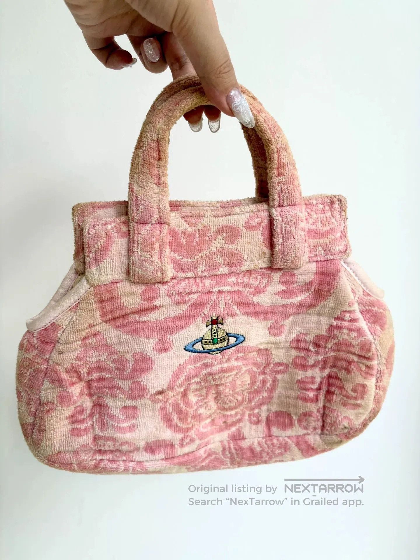 Vivienne Westwood Vivienne Westwood Vintage Pink Carved Towel Bag Small. Size ONE SIZE - 1 Thumbnail