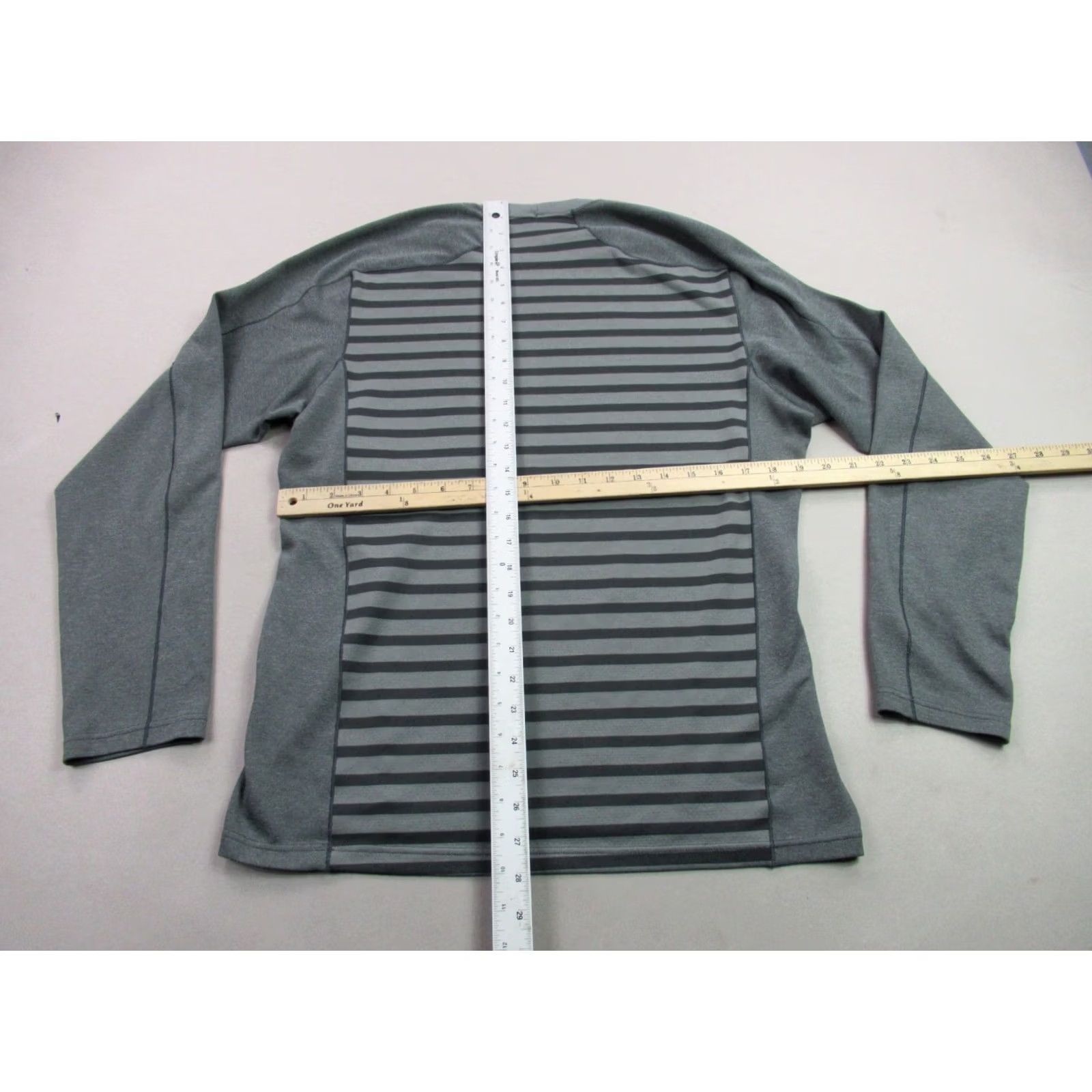 Patagonia Patagonia Mens Medium Gray Long Sleeve Crew Neck Outdoor Stripes Shirt Size US M / EU 48-50 / 2 - 7 Thumbnail