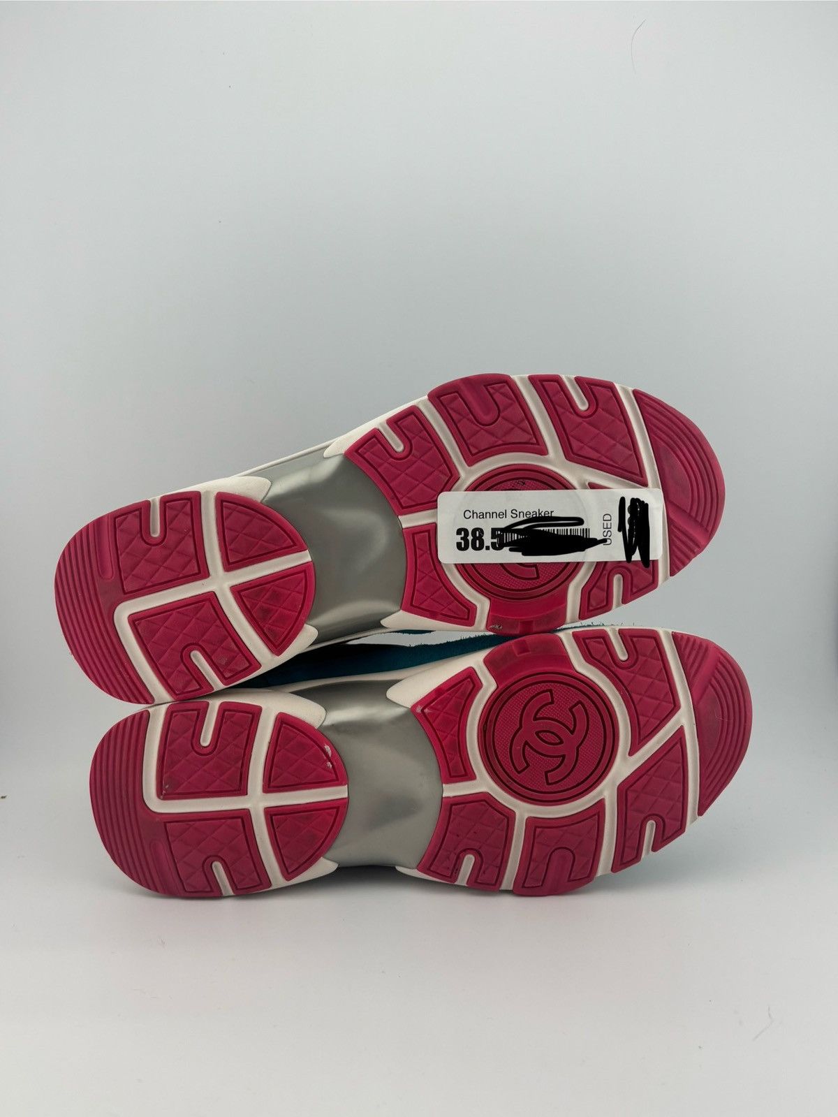 Chanel CHANEL SNEAKER SIZE 38.5 Size US 7.5 / IT 37.5 - 9 Thumbnail
