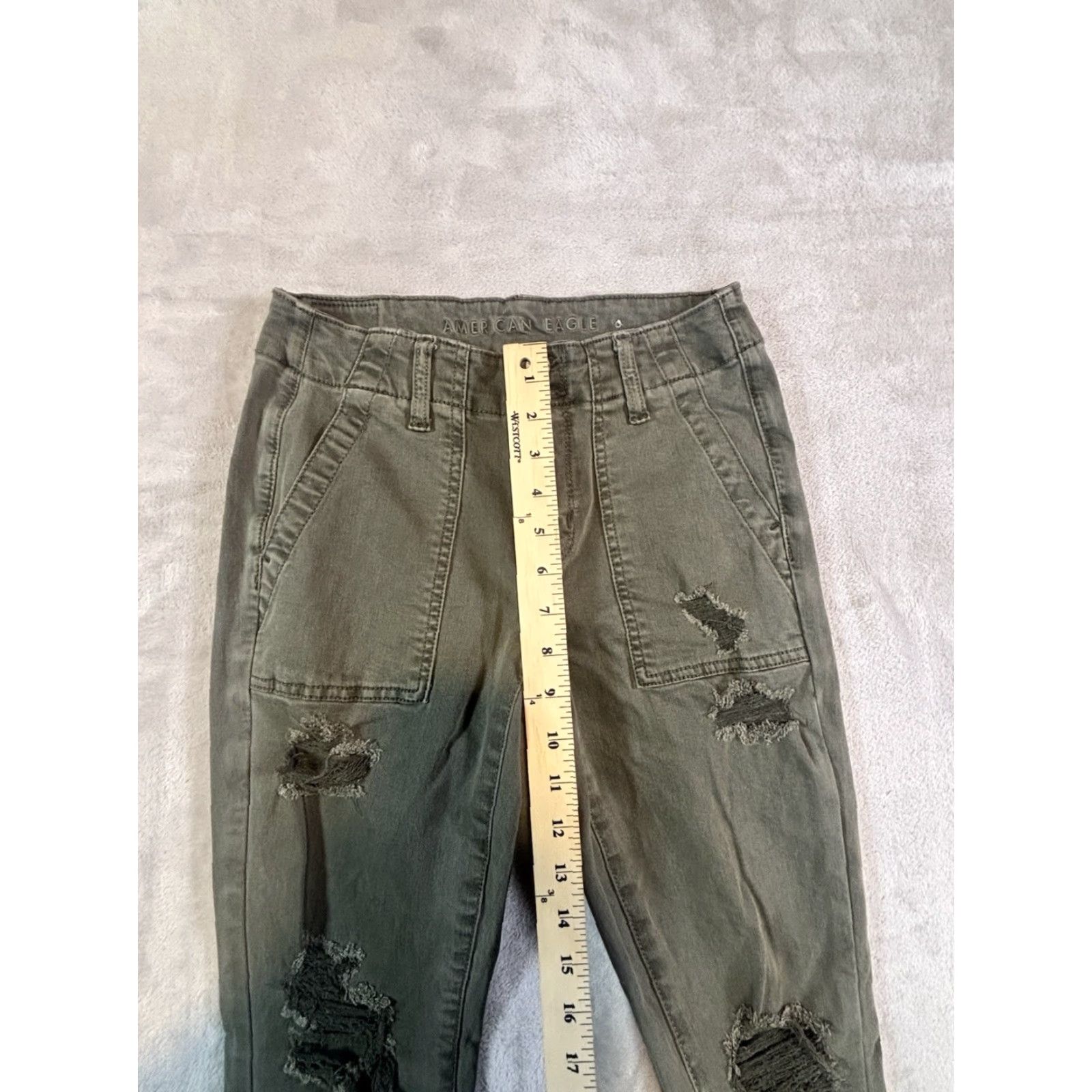 American Eagle Outfitters American Eagle Women's Jegging, High-Rise, Super Stretch, Olive Green, Size 4 Short, 5-Pocket, Denim Size 27" / US 4 / IT 40 - 7 Thumbnail