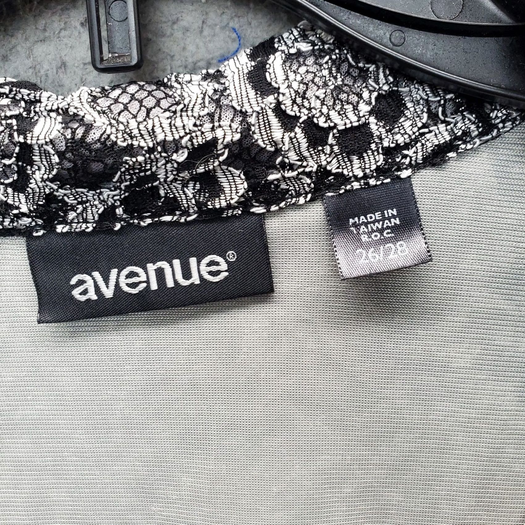 Avenue Avenue Shirt Womens 26/28 Multicolor Floral Lace Lined 3/4 Sleeve Button-Up Size 4XL / US 24-26 - 6 Thumbnail