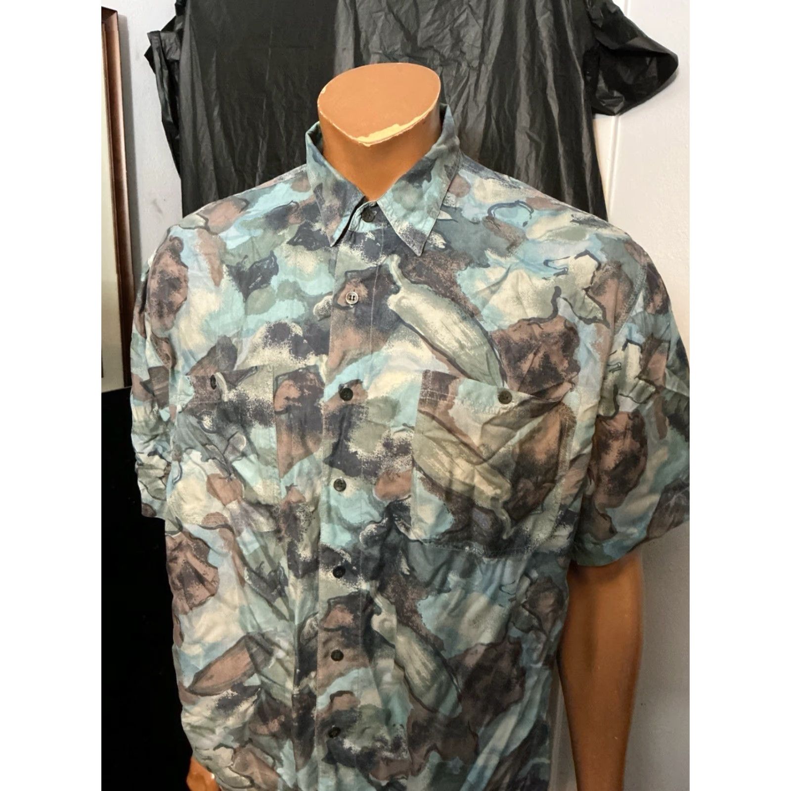Vintage VINTAGE Se Jolie 100% Silk Shirt LG Large 1990s Print Abstract Button Front S/S Shirt Womens Size US L / EU 52-54 / 3 - 8 Thumbnail