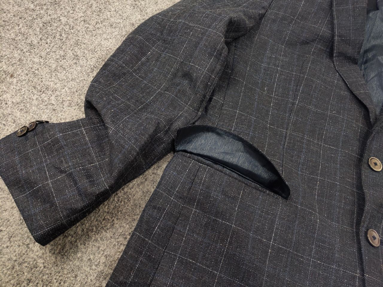 Hugo Boss Hugo Boss lanificio tesse biella Wool check Blazer Jacket Size US L / EU 52-54 / 3 - 11 Thumbnail