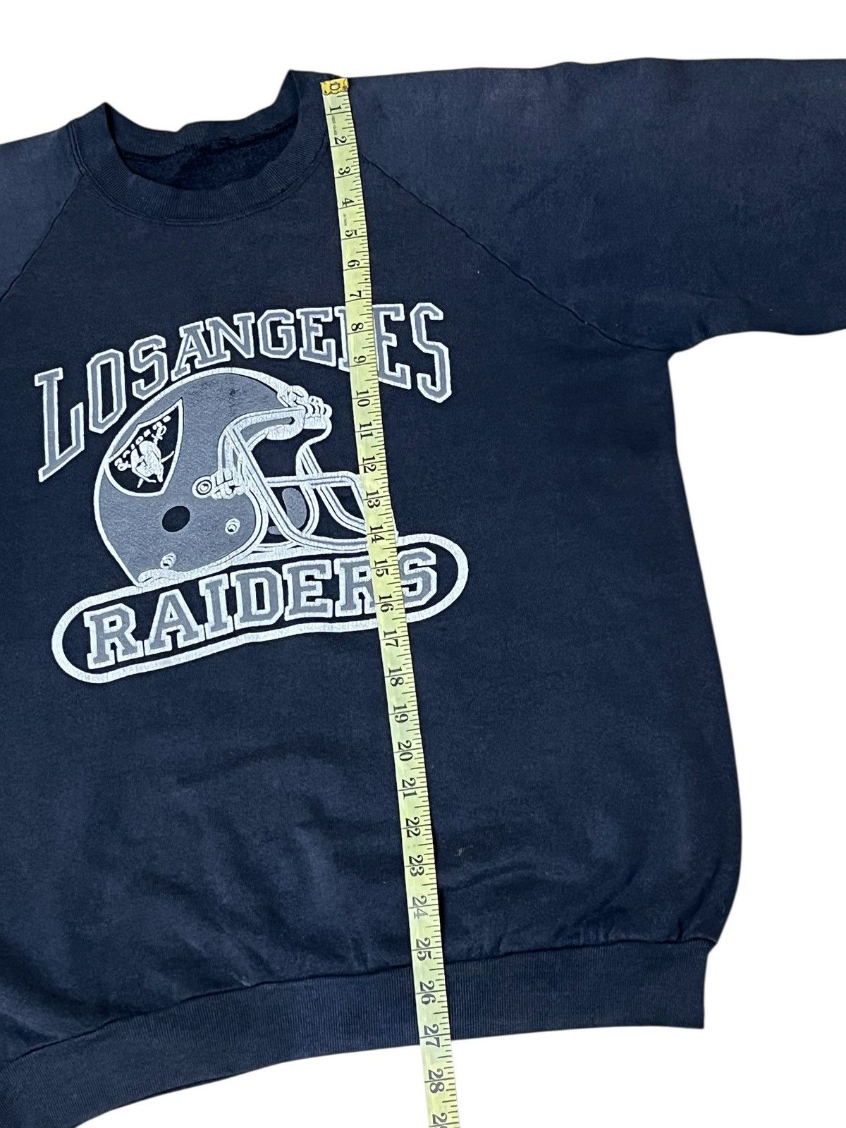 NFL Sunfaded🔥Vintage 90s los angeles RAIDERS faded sweatshirt Size US XL / EU 56 / 4 - 7 Thumbnail