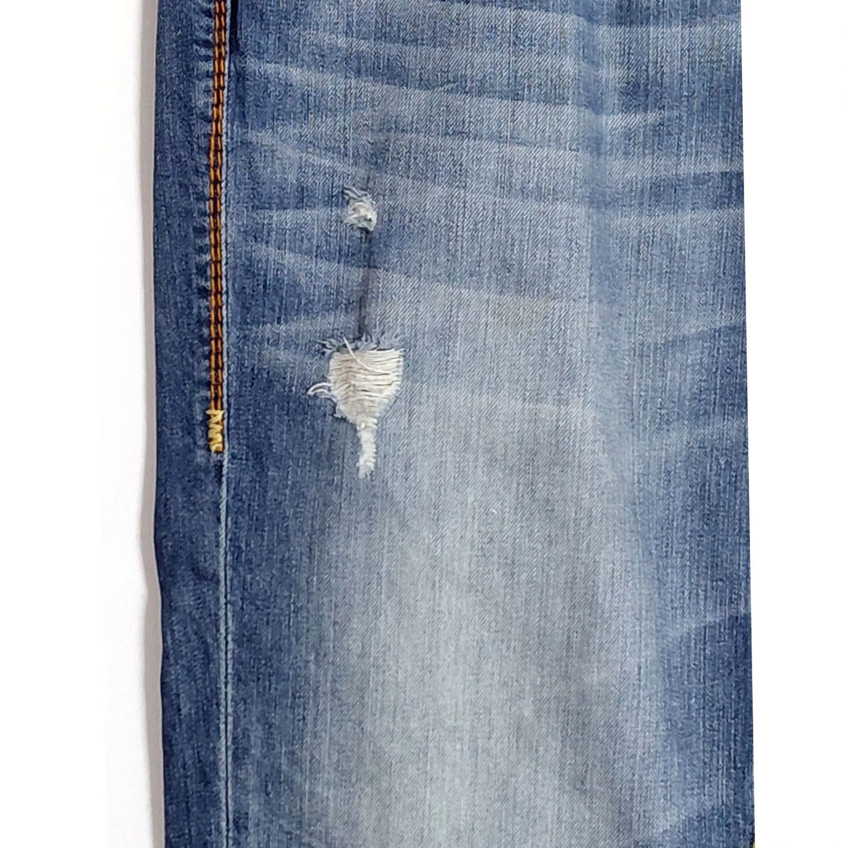 True Religion True Religion Jeans Blue Solid Denim Men Size 40 Regular Fit Size US 40 / EU 56 - 3 Thumbnail