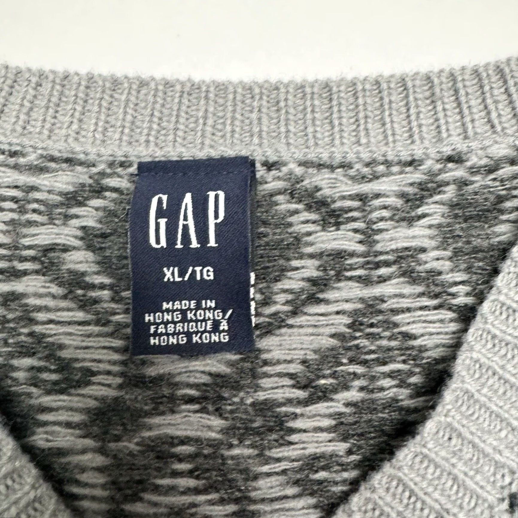 Gap GAP Men’s XL Grey 100% Lambswool V-Neck Sweater Geometric Y2K 2001 Pullover Mens Size US XL / EU 56 / 4 - 3 Thumbnail