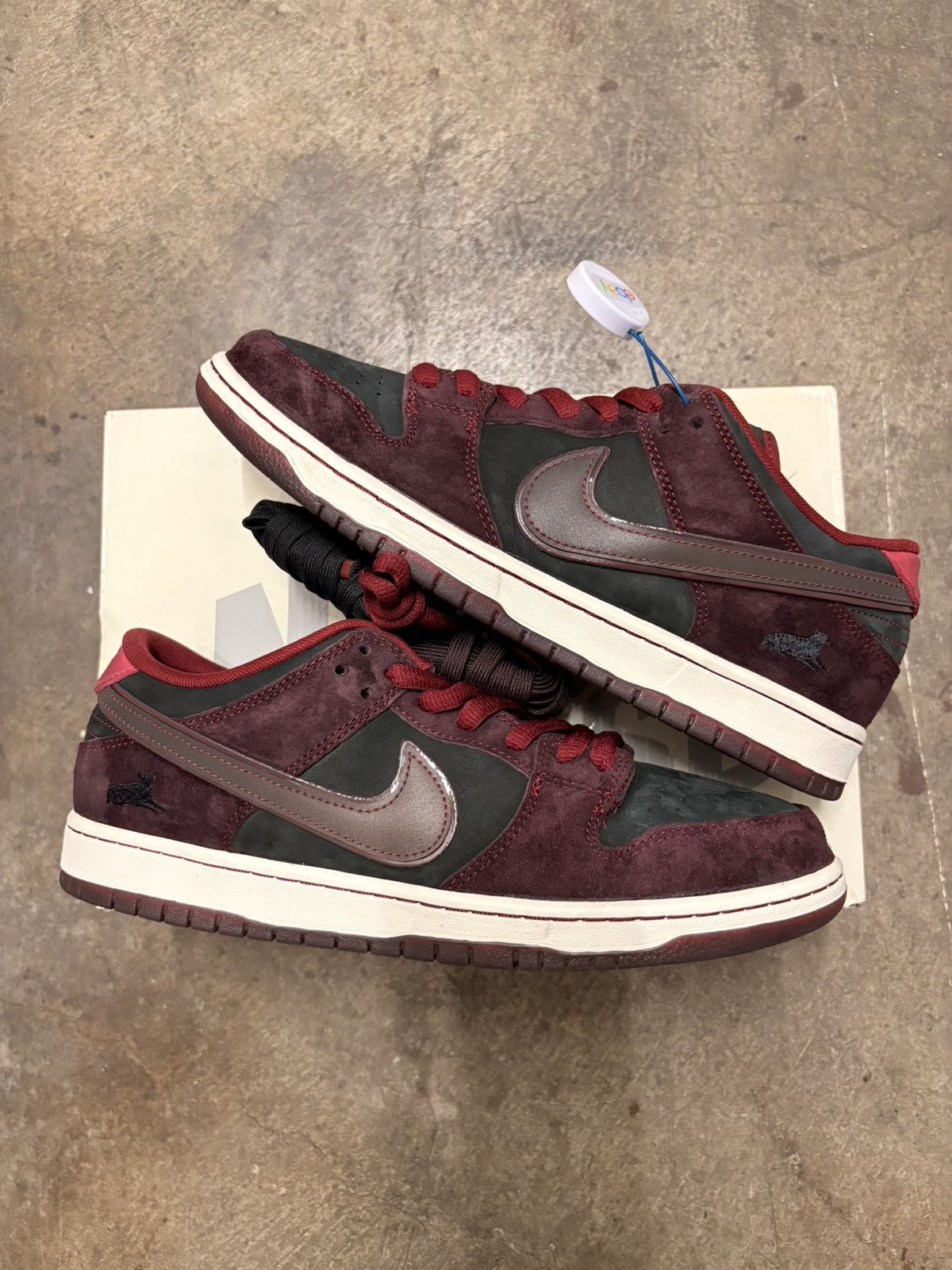 Nike SB Nike sb dunk low pro riot skateshop Size US 11 / EU 44 - 1 Thumbnail