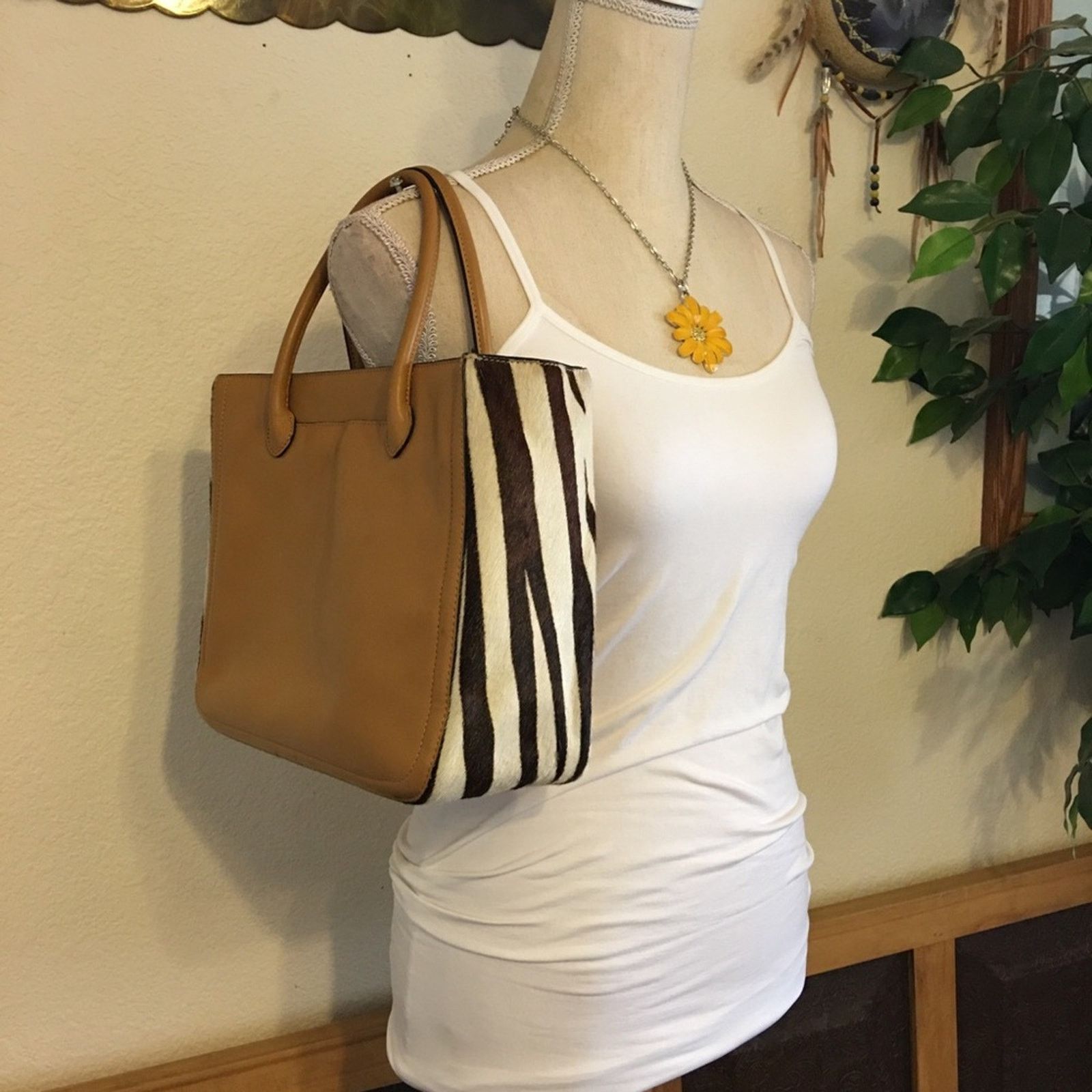 Other Adrienne Vittadini genuine leather hide satchel Size ONE SIZE - 1 Thumbnail