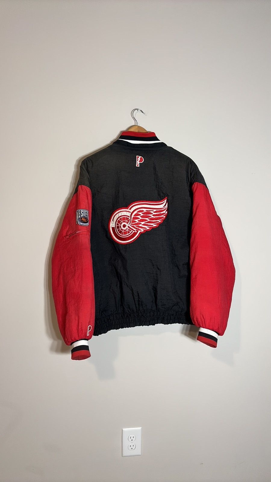 Pro Player Vtg Pro Player Detroit Red Wings Reversible Puffer Jacket Size US M / EU 48-50 / 2 - 4 Thumbnail