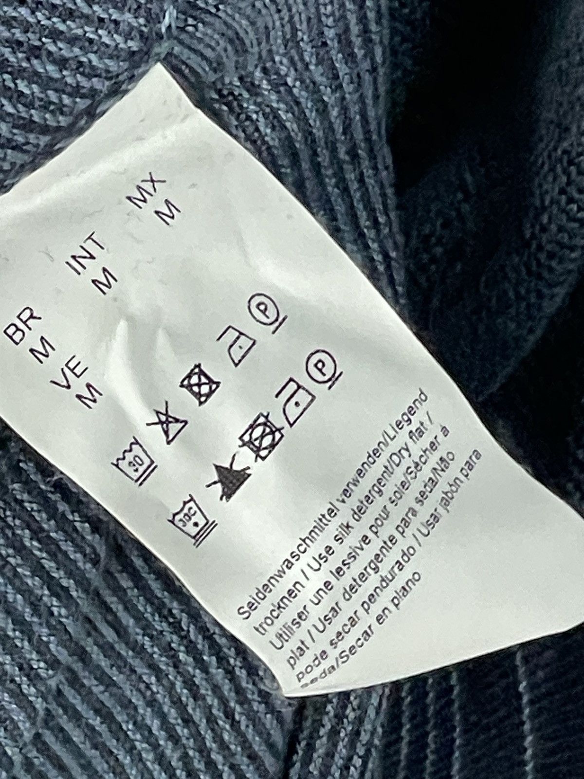 Hugo Boss Avant Garde Y2K Printed Archival Hugo Boss Hysteric Sweater Size US M / EU 48-50 / 2 - 11 Thumbnail
