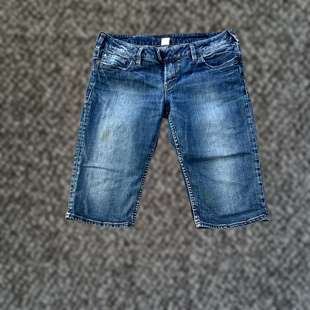 Silver Jeans Co. Silver Tuesday Women's 32 Blue Denim Stretch Low rise Beach Shorts Size 24" / US 00 / IT 34 - 1 Thumbnail