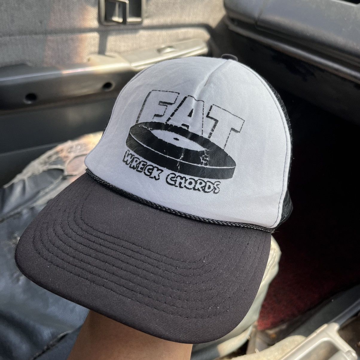 Vintage Vintage Fat wreck chords trucker cap Size ONE SIZE - 1 Thumbnail