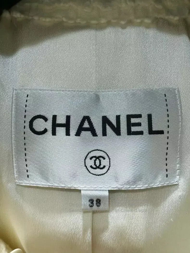 Chanel Chanel Ground control series beige pearl buckle tweed coat Size XS / US 0-2 / IT 36-38 - 6 Thumbnail