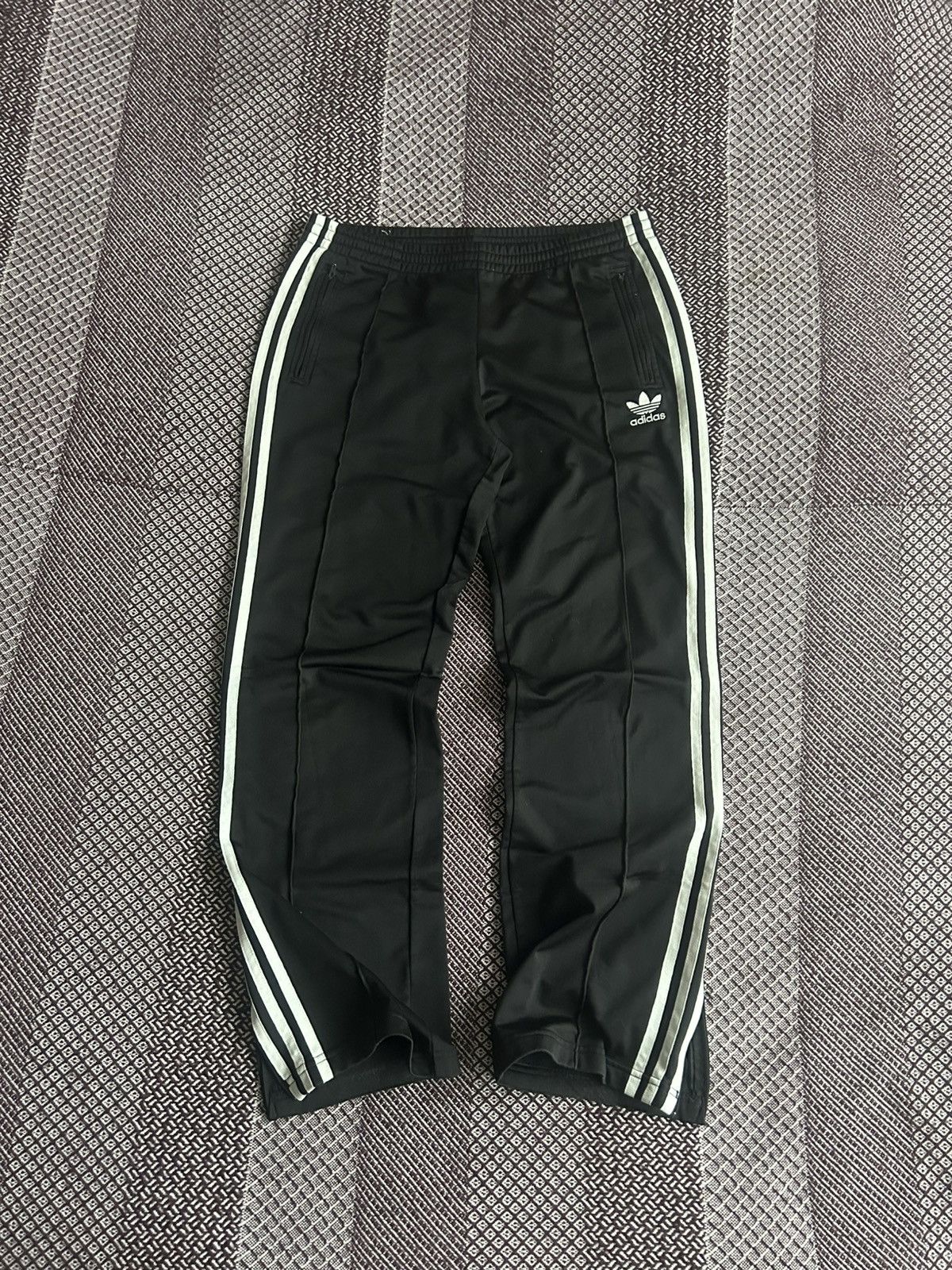 Adidas Vintage Adidas Balenciaga Style Streetwear Track Pants Sz 40 Size 27" / US 4 / IT 40 - 1 Thumbnail