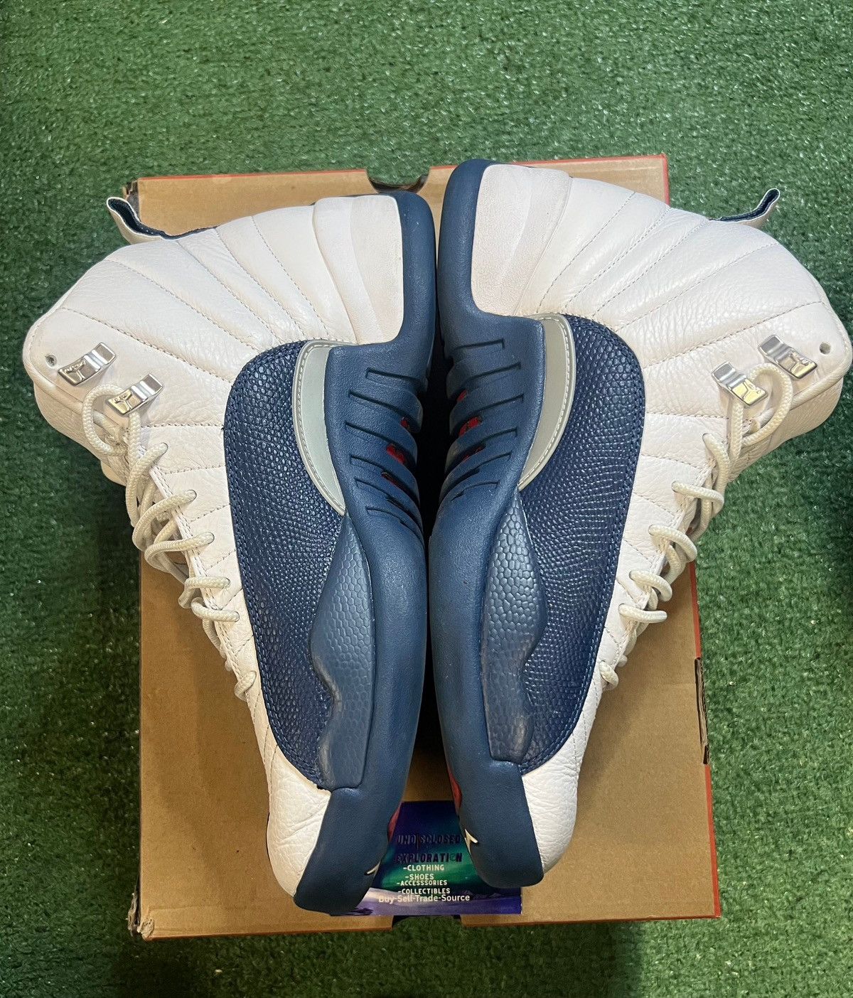 Nike Jordan 12 French blue size 10.5men/12women Size US 10.5 / EU 43-44 - 4 Thumbnail