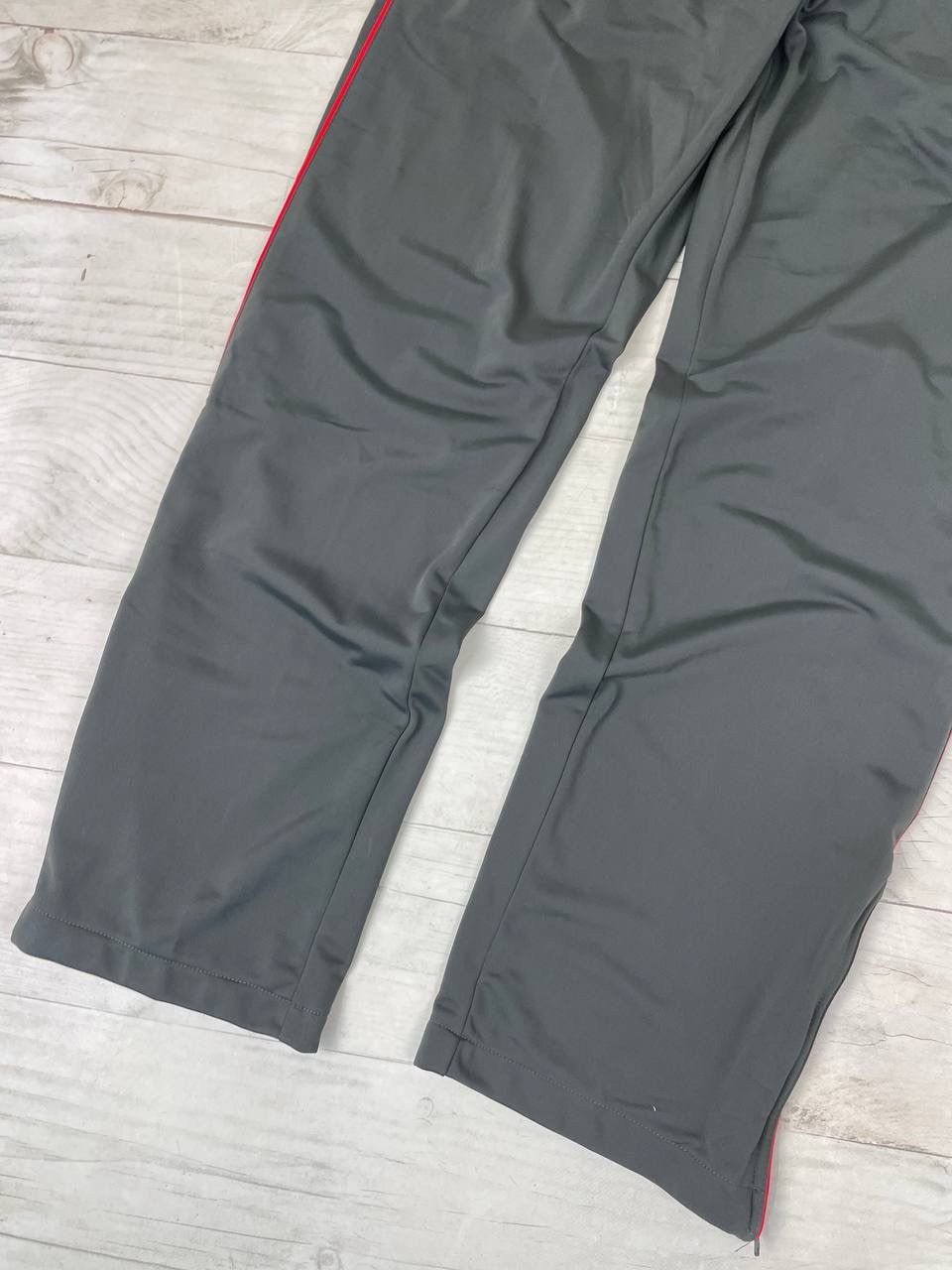 Nike Nike NSW Tracksuit Jacket and Pants Baggy 00s Swoosh Size US XL / EU 56 / 4 - 15 Thumbnail