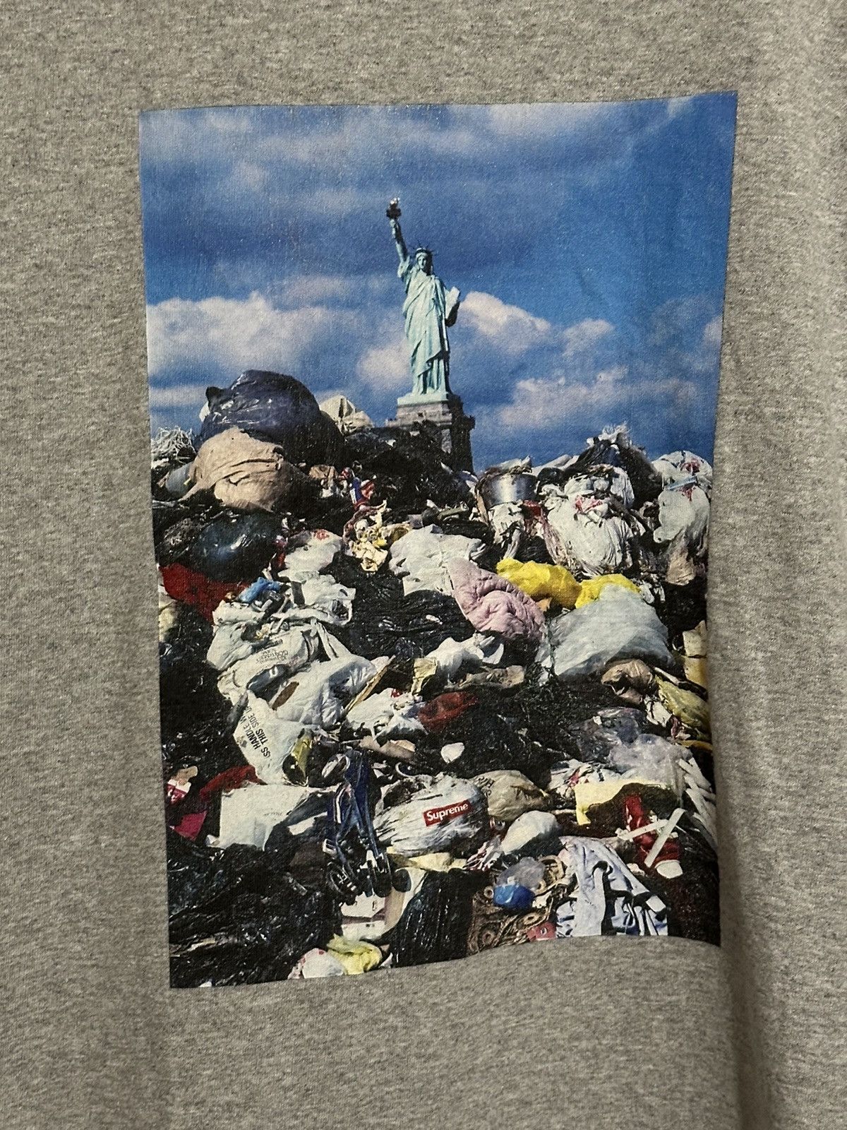 Supreme Supreme Trash Tee Size US XL / EU 56 / 4 - 2 Thumbnail