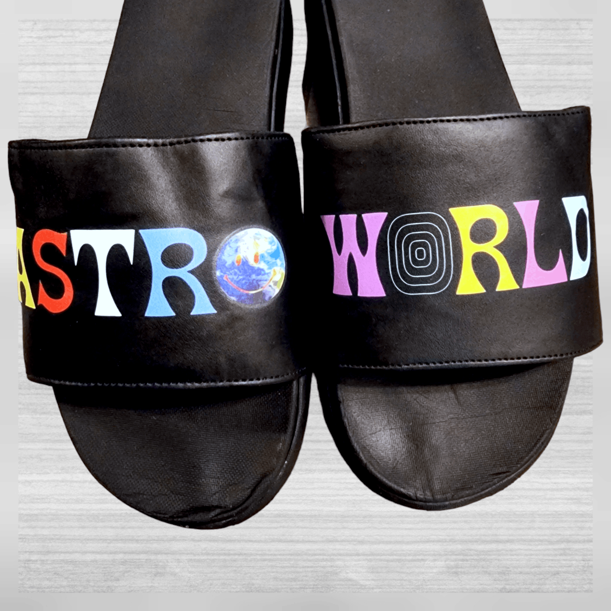 Travis Scott LIMITED EDITION ASTROWORLD SLIP ONS - FASHIONELLA Size US 11 / EU 44 - 6 Thumbnail