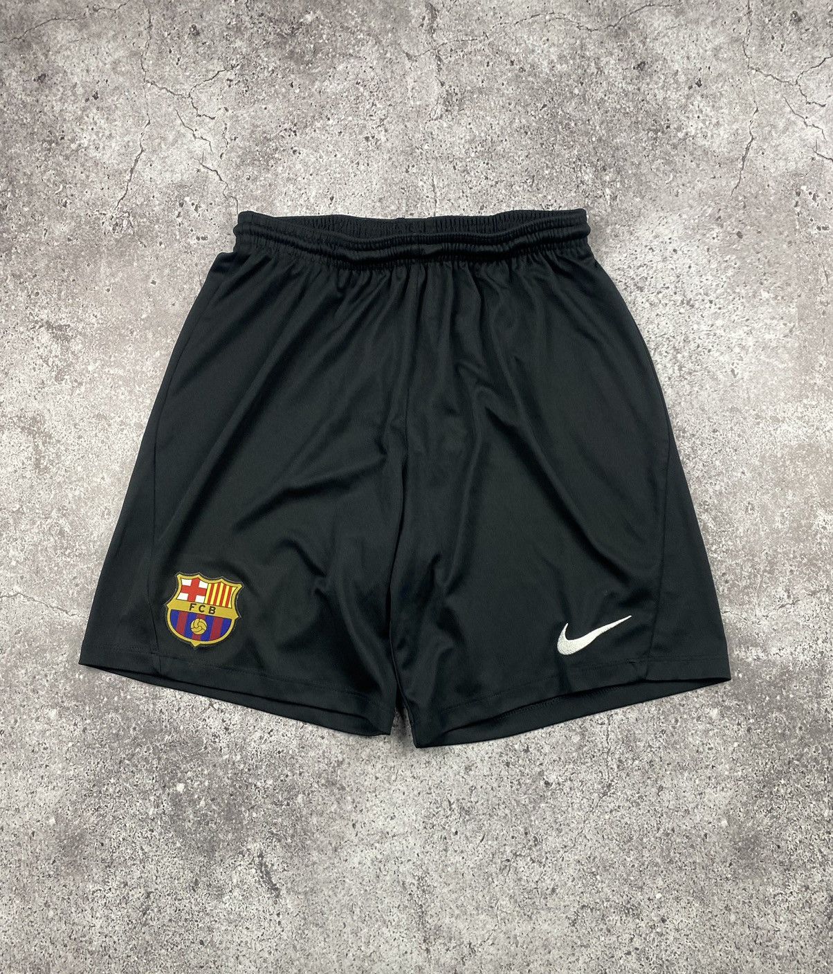 Nike × Vintage Vintage Nike FC Barcelona Black Football Soccer Shorts Size US 32 / EU 48 - 1 Thumbnail