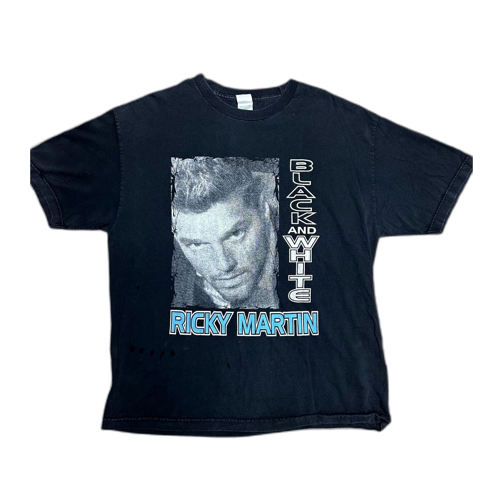 The Unbranded Brand Ricky Martin Black and White Tour Shirt XL Size US XL / EU 56 / 4 - 1 Thumbnail