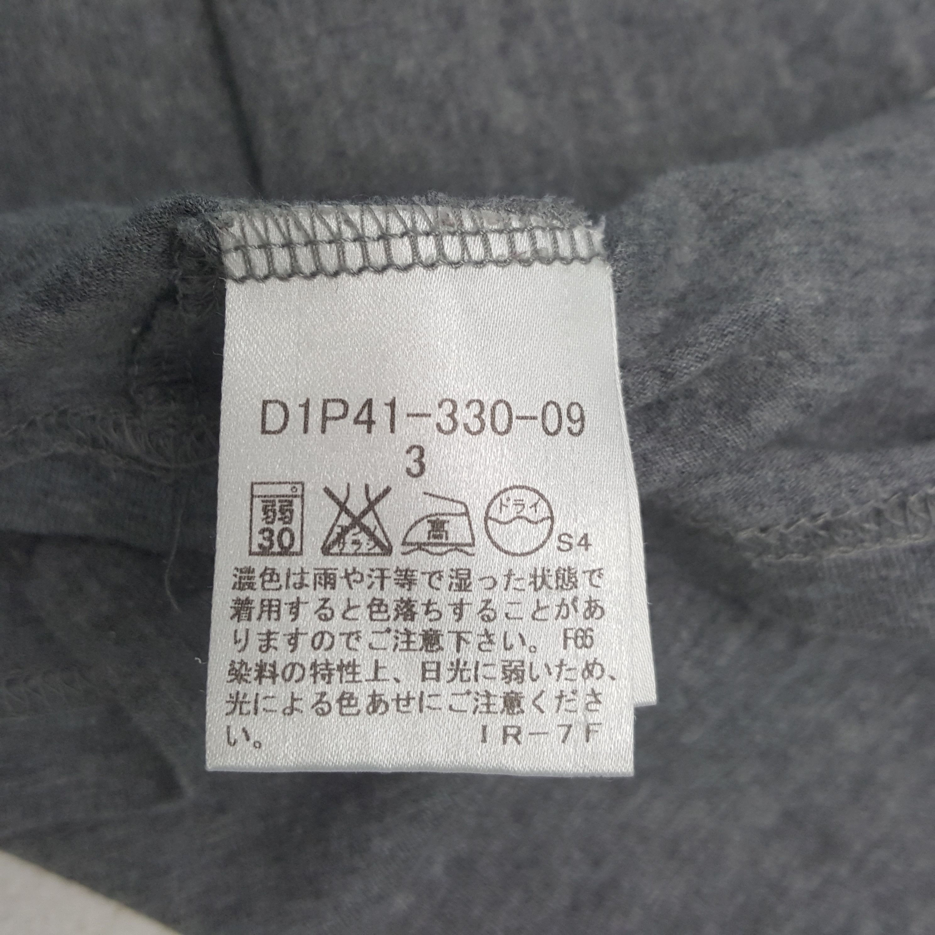 Burberry × Vintage Vintage Burberry London Custom Spell Out Tshirt Size L / US 10 / IT 46 - 6 Thumbnail