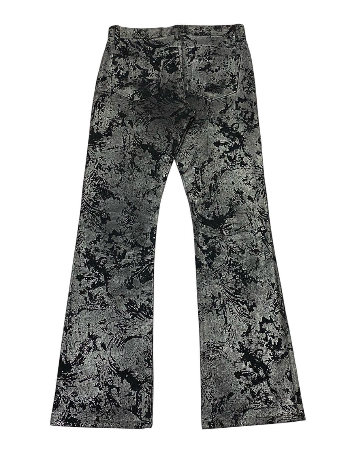 Yoshiyuki Konishi 💃Yoshiyuki Konishi Wax Floral Pattern Flared Denim Pants Size US 30 / EU 46 - 3 Thumbnail