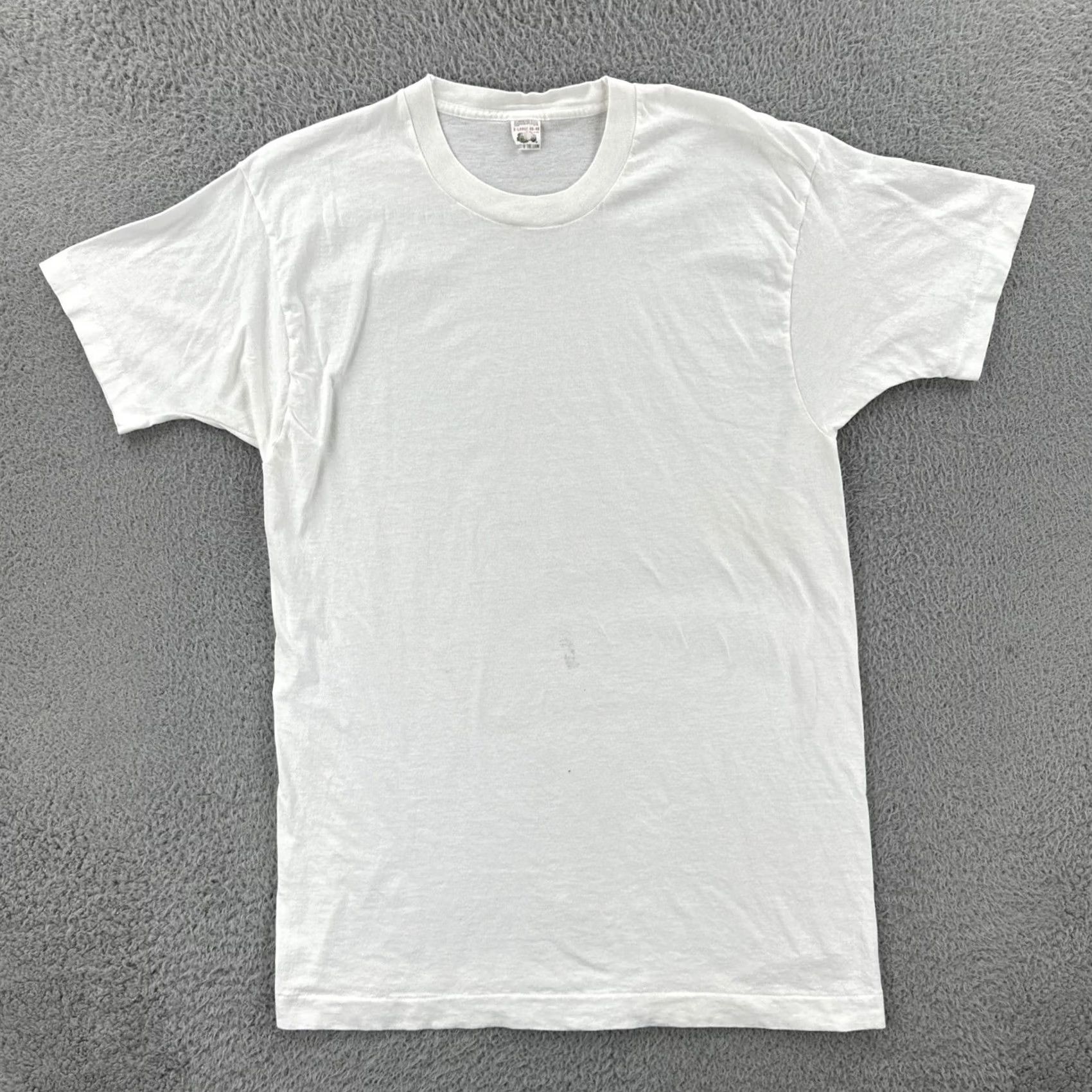 Fruit Of The Loom VINTAGE Fruit of the Loom T-Shirt Mens XL Solid White Short Sleeve USA Made EUC Size US XL / EU 56 / 4 - 2 Thumbnail