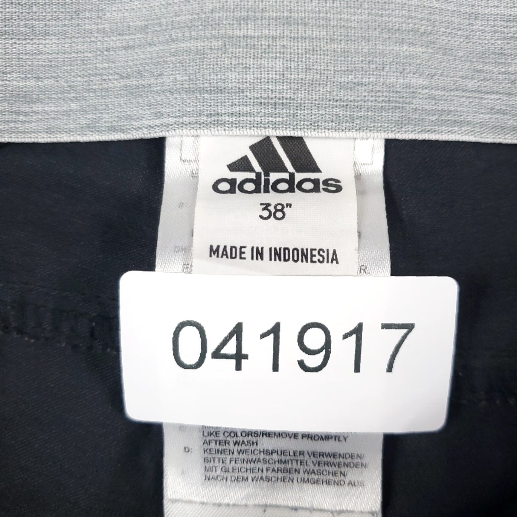 Adidas Adidas Shorts Mens Waist 38 Gray Golf Casual Flat Front Chino Size US 38 / EU 54 - 8 Thumbnail